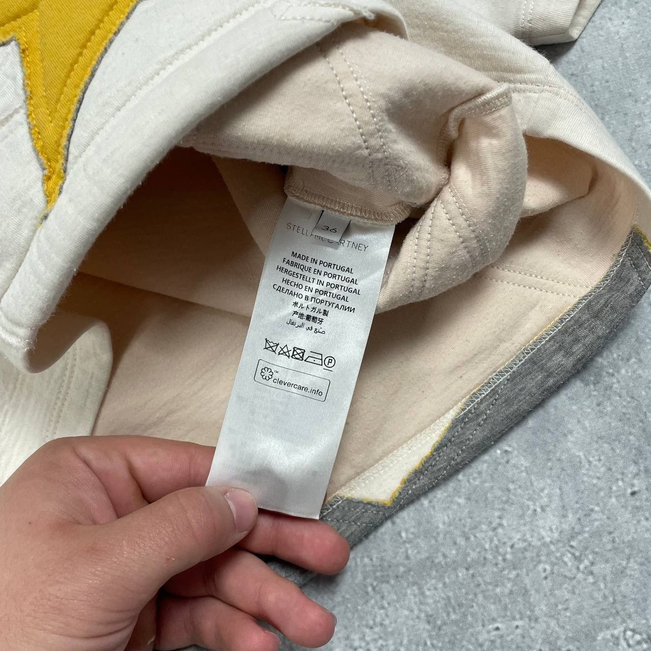 Designer × Stella McCartney Stella McCartney Star Patches Jersey T Shirt Women’s Beige Size XS / US 0-2 / IT 36-38 - 6 Thumbnail