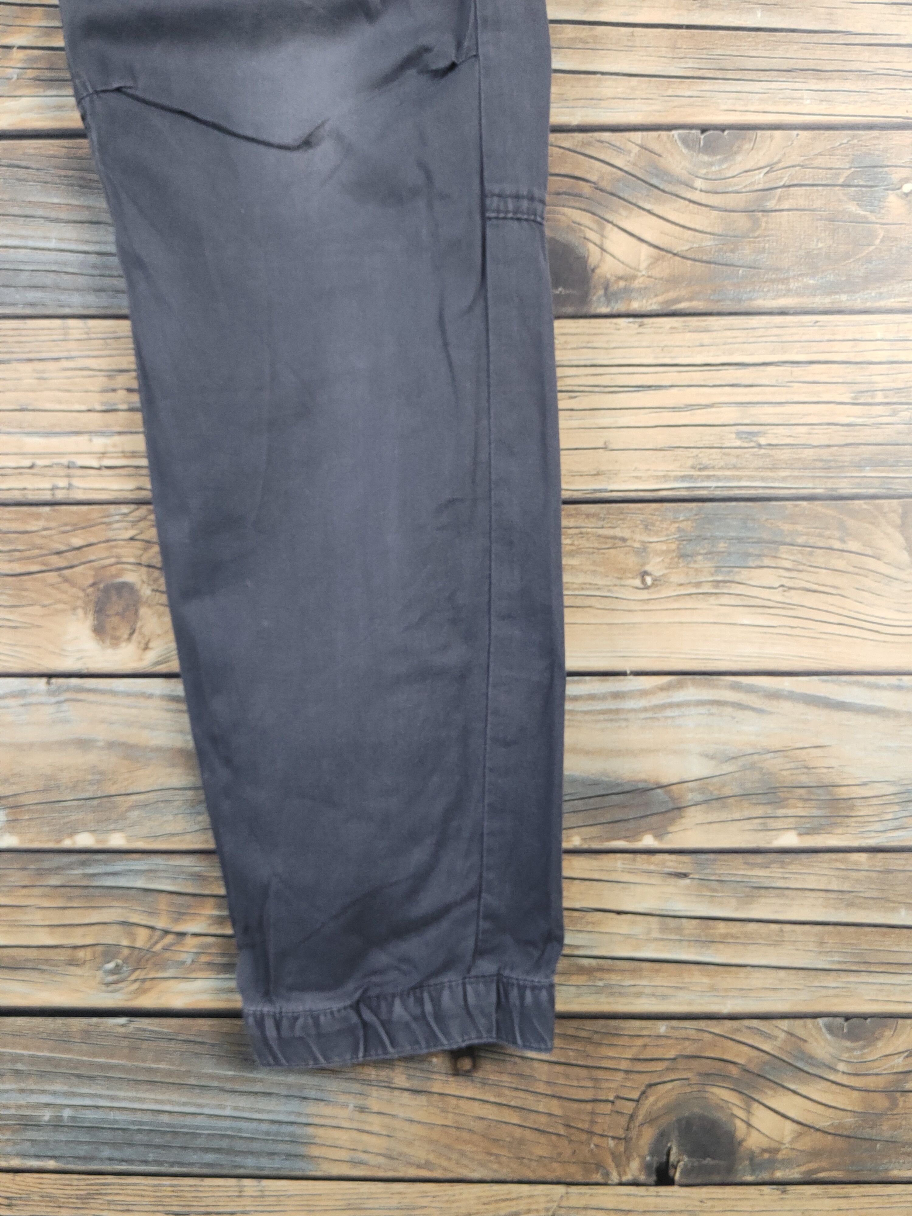 L.O.G.G. DL L.O.G.G H&M Dark Gray Multipocket Joggers #1575 Size 27" / US 4 / IT 40 - 6 Thumbnail