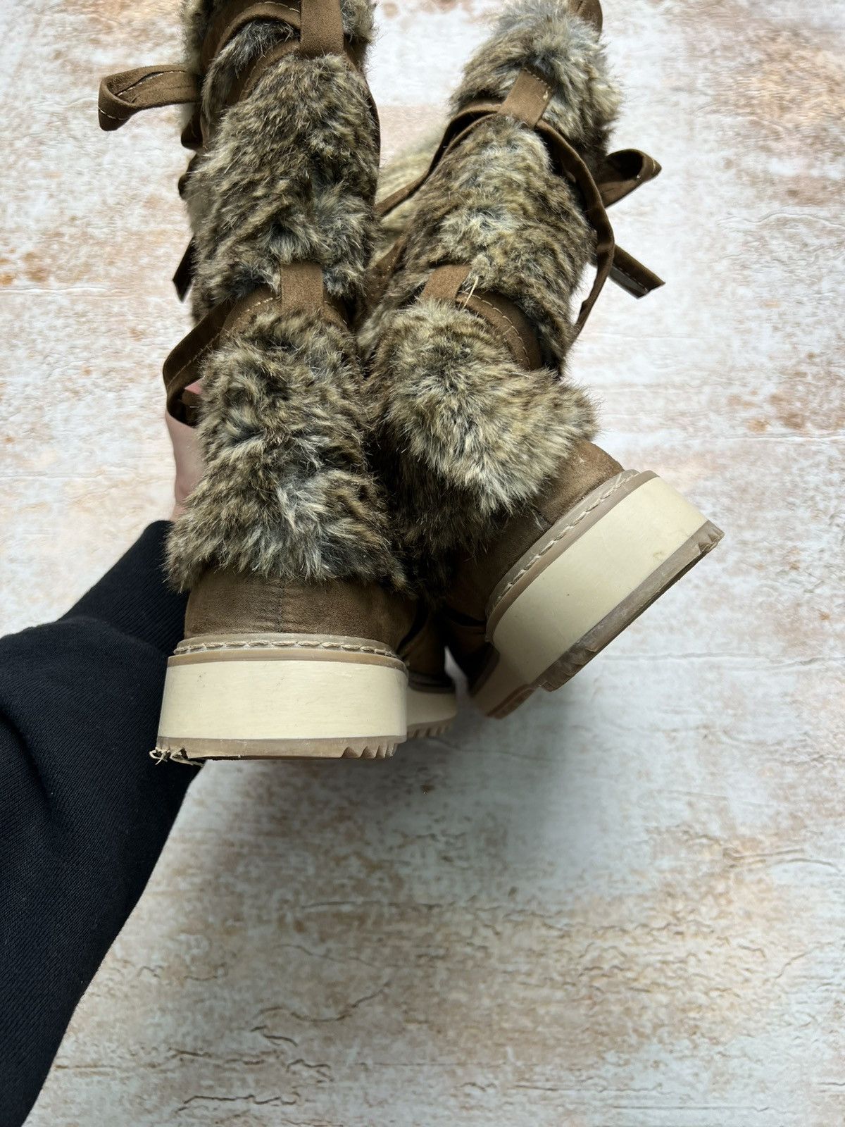 Japanese Brand Vintage fluffy fur boots Size US 9 / IT 39 - 7 Thumbnail