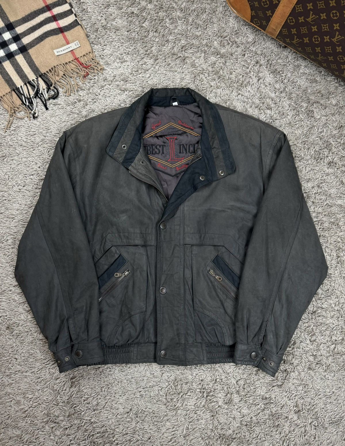 Vintage Vintage leather bomber jacket 90s original retro casual item Size US XL / EU 56 / 4 - 1 Thumbnail