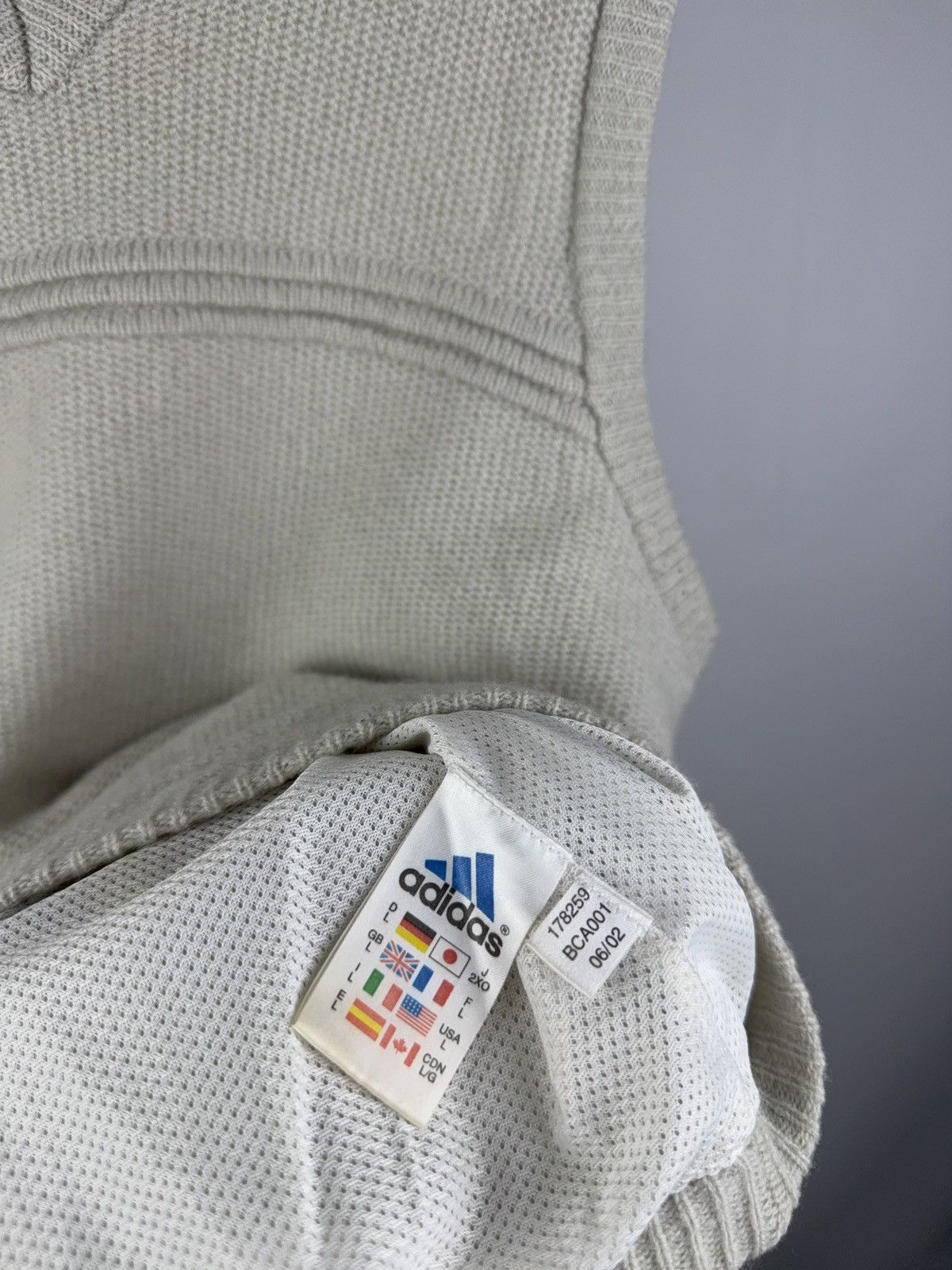 Adidas Vintage 00s Retro Adidas Golf Y2K Cream Wool Vest Size L / US 10 / IT 46 - 5 Thumbnail