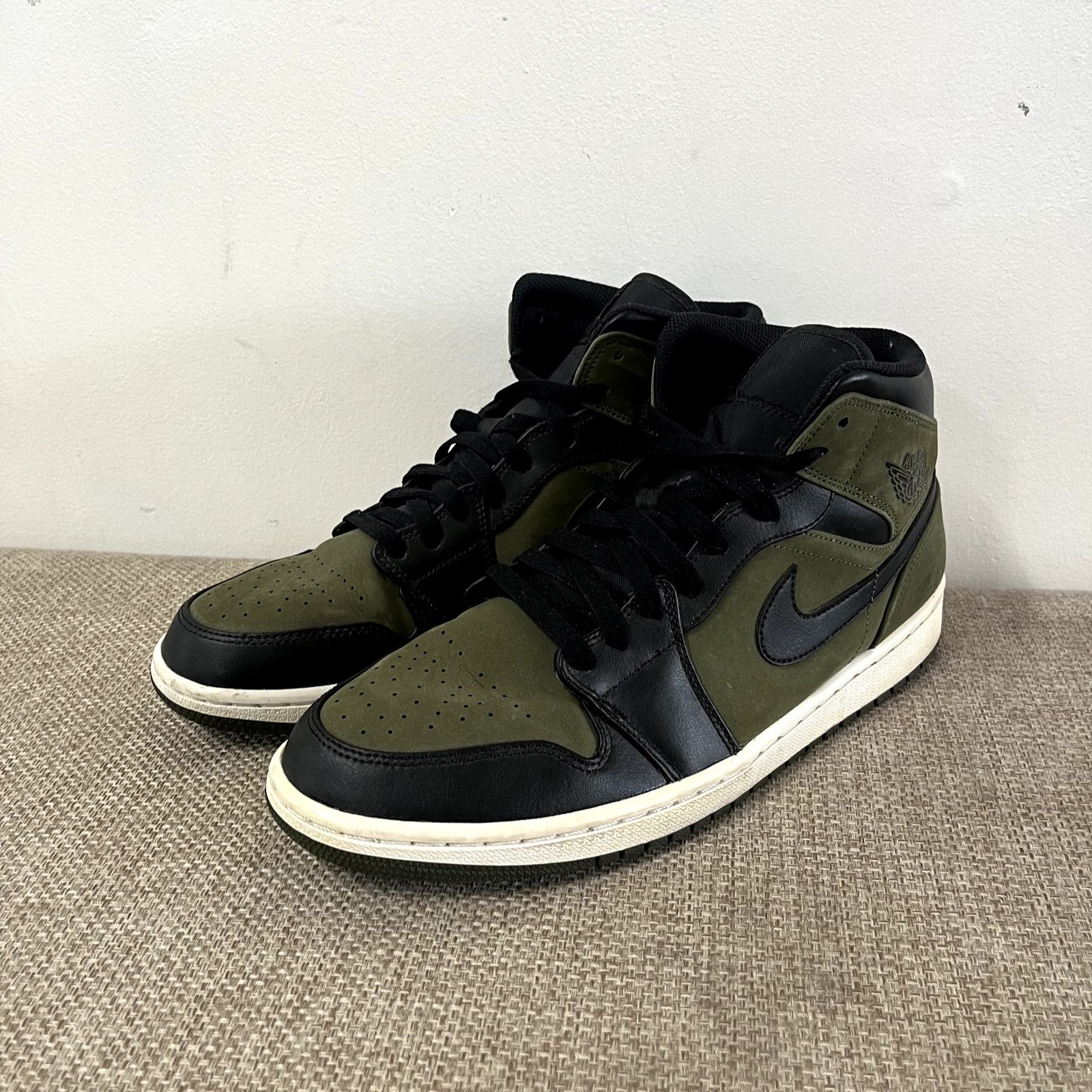 Air Jordan Mid Olive Canvas Size 11M/ Preowned No Box i