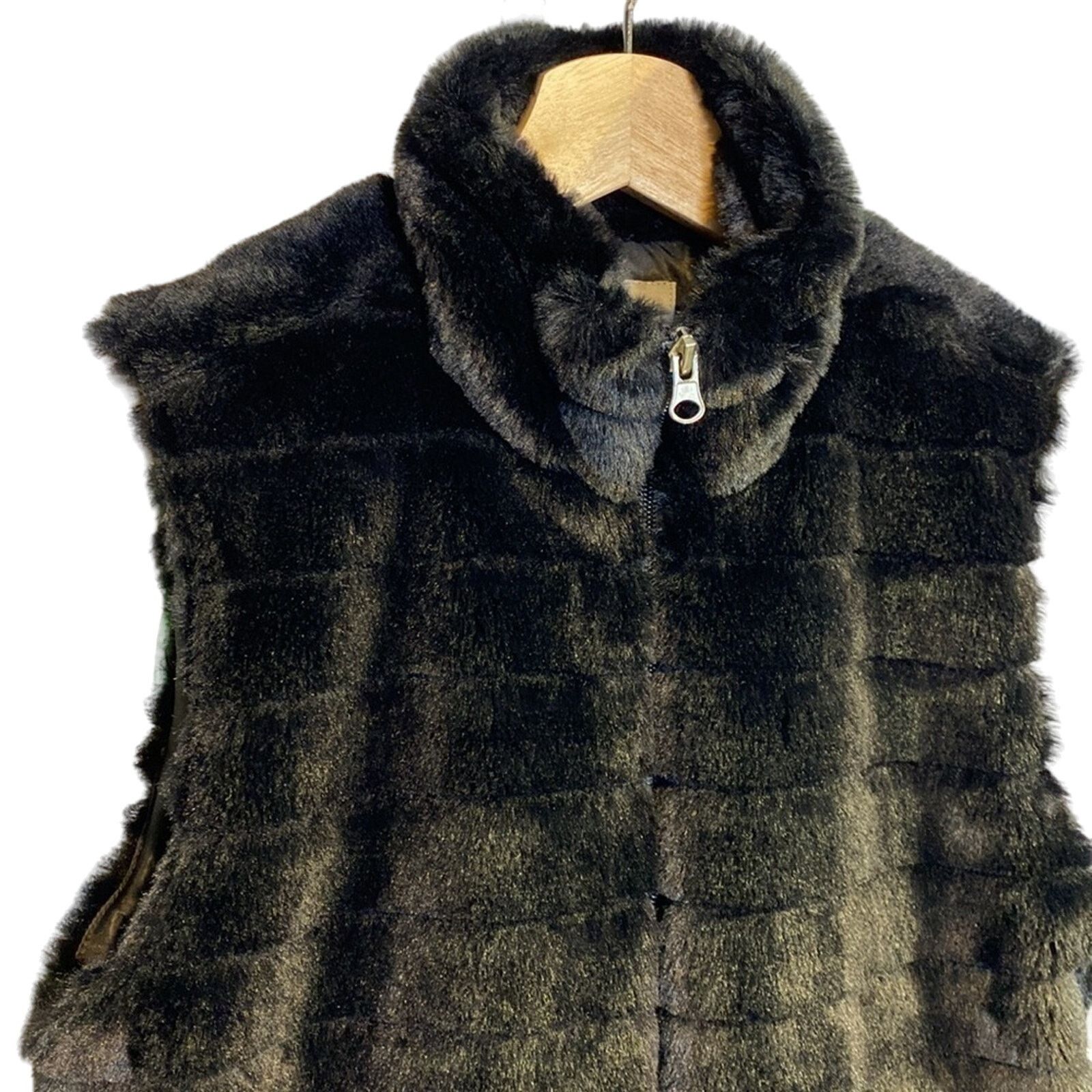 Other NWOT faux fur black vest Size S / US 4 / IT 40 - 2 Thumbnail