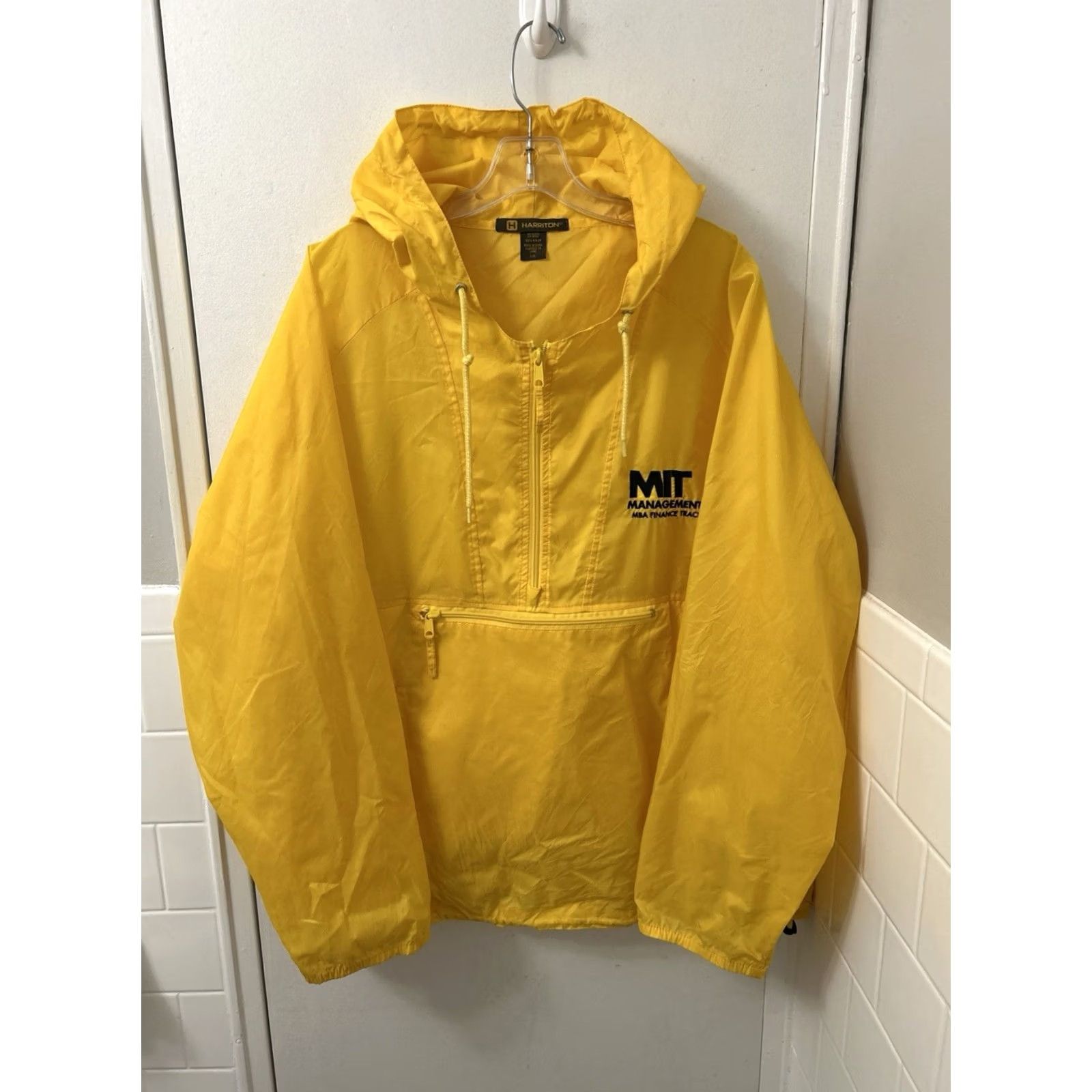 Vintage Harriton Windbreaker Jacket Mens L Yellow MIT MBA Finance Track Anorak Pullover Size US L / EU 52-54 / 3 - 2 Thumbnail