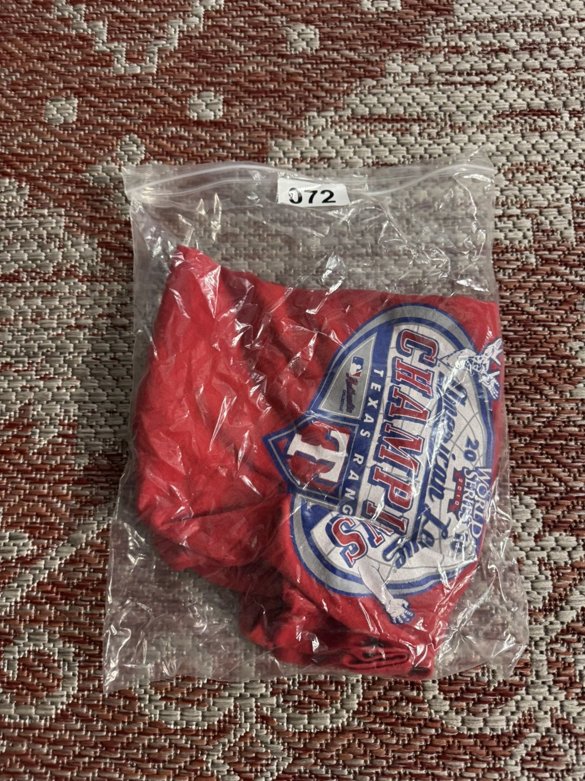 MLB Texas Rangers Champions Shirt Sz L Red Size US L / EU 52-54 / 3 - 4 Thumbnail
