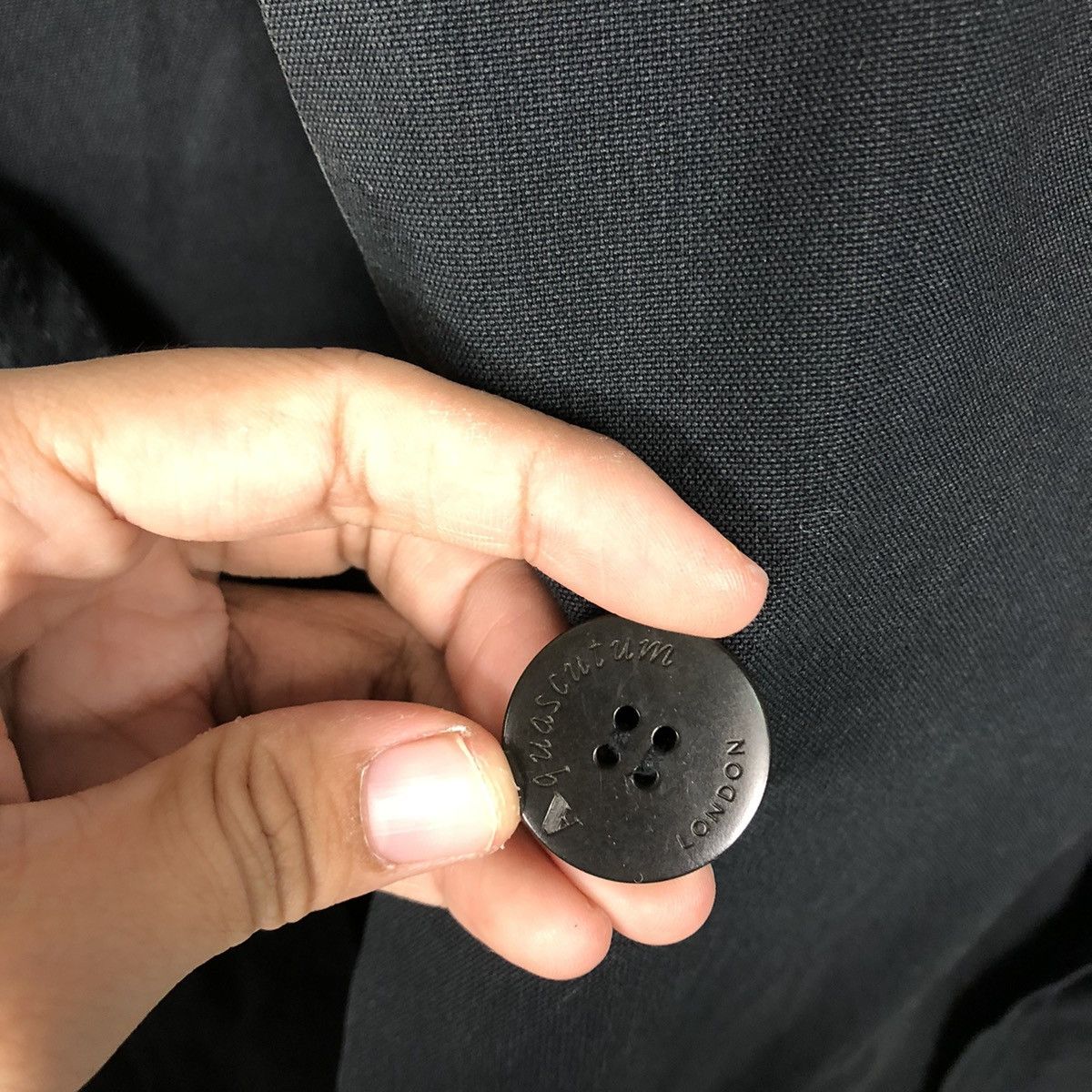 Aquascutum × Japanese Brand × Vintage 📌Rich Black- Long Jacket Trench Coat Aquascutum London Size US M / EU 48-50 / 2 - 18 Thumbnail