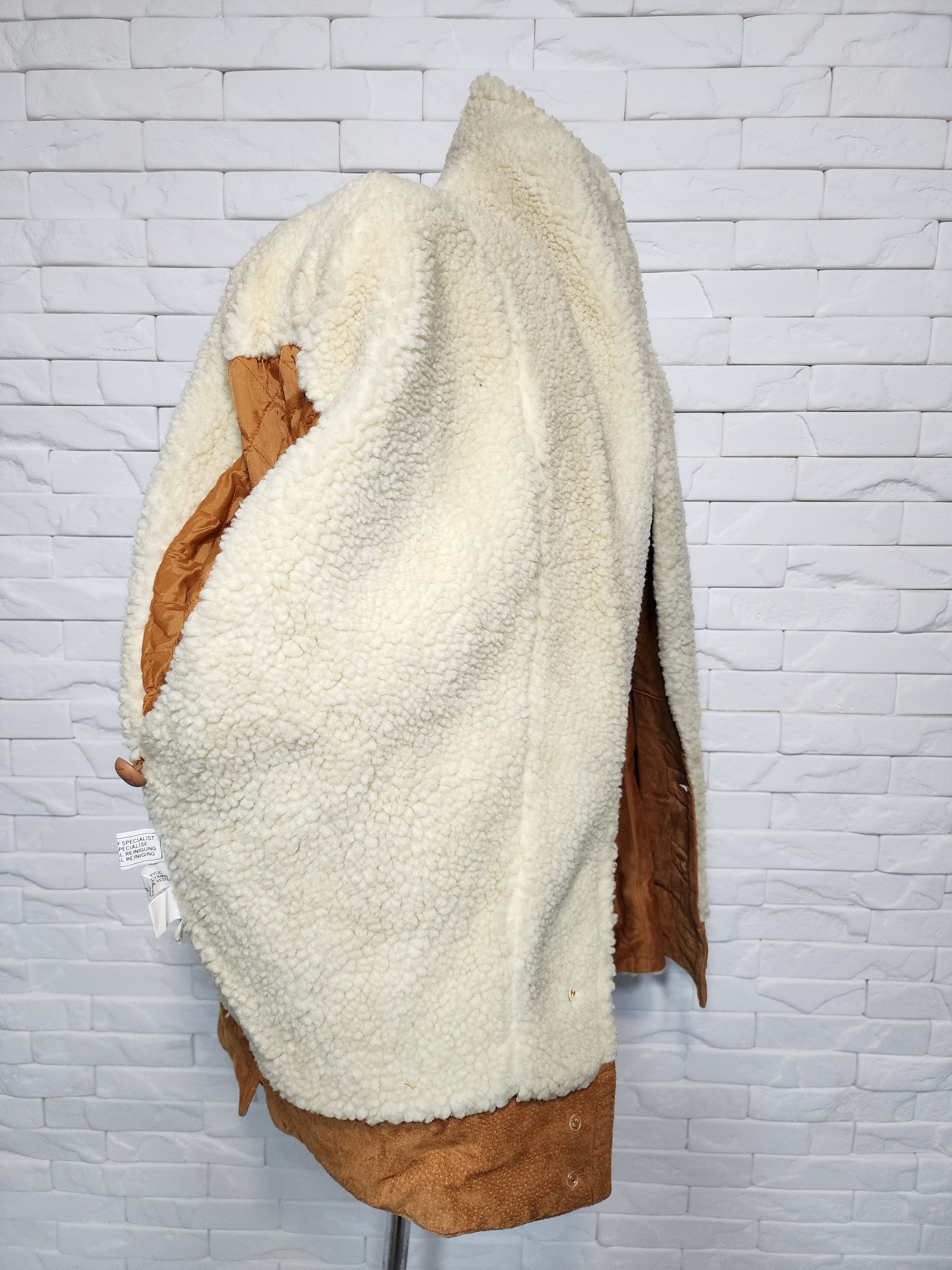 Genuine Leather Brown Women's Fur Jacket: Women's Vintage Button Coat Size M / US 6-8 / IT 42-44 - 9 Thumbnail