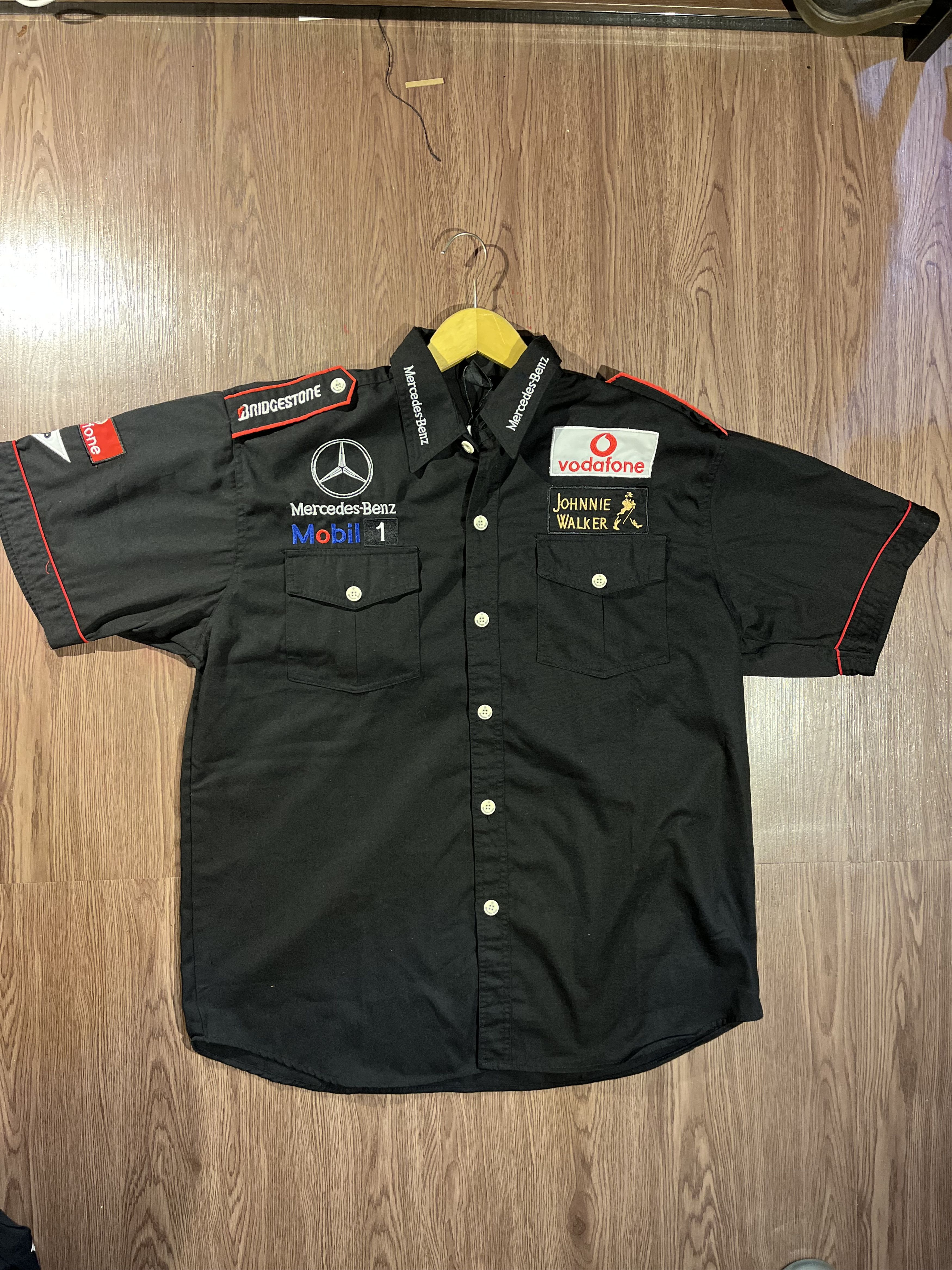 Formula 1 × Mercedes-Benz Mercedes-Benz Vodafone F1 Team Workshirt Size US XL / EU 56 / 4 - 3 Thumbnail