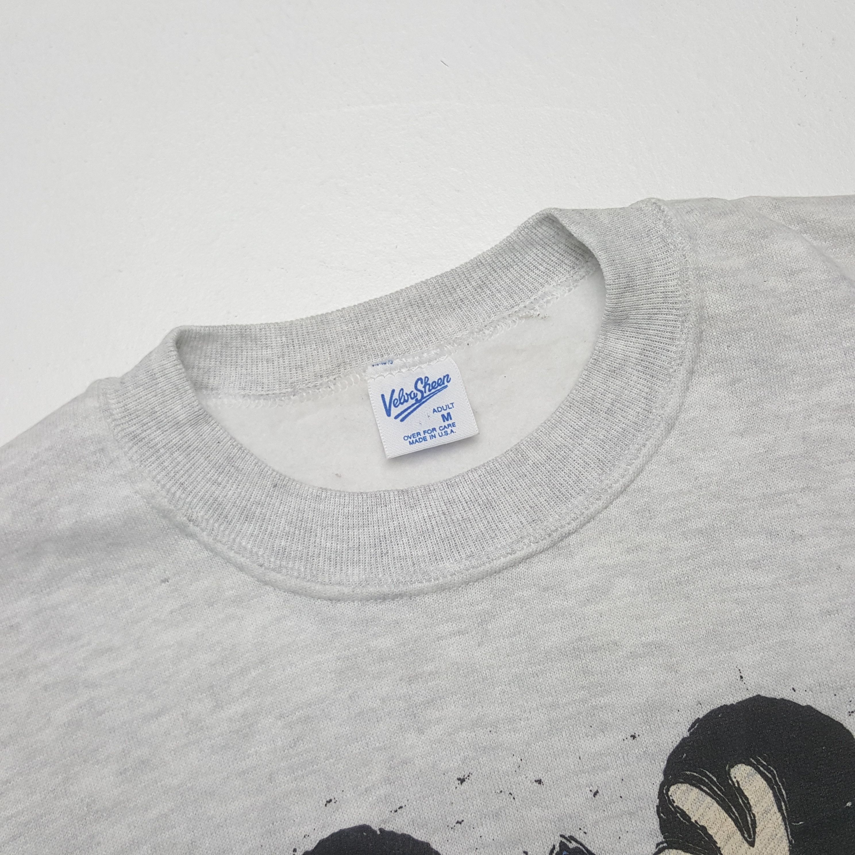 Velva Sheen Vintage Disney Mickey Mouse Cartoon Sweatshirt C313N2 Size US M / EU 48-50 / 2 - 4 Thumbnail