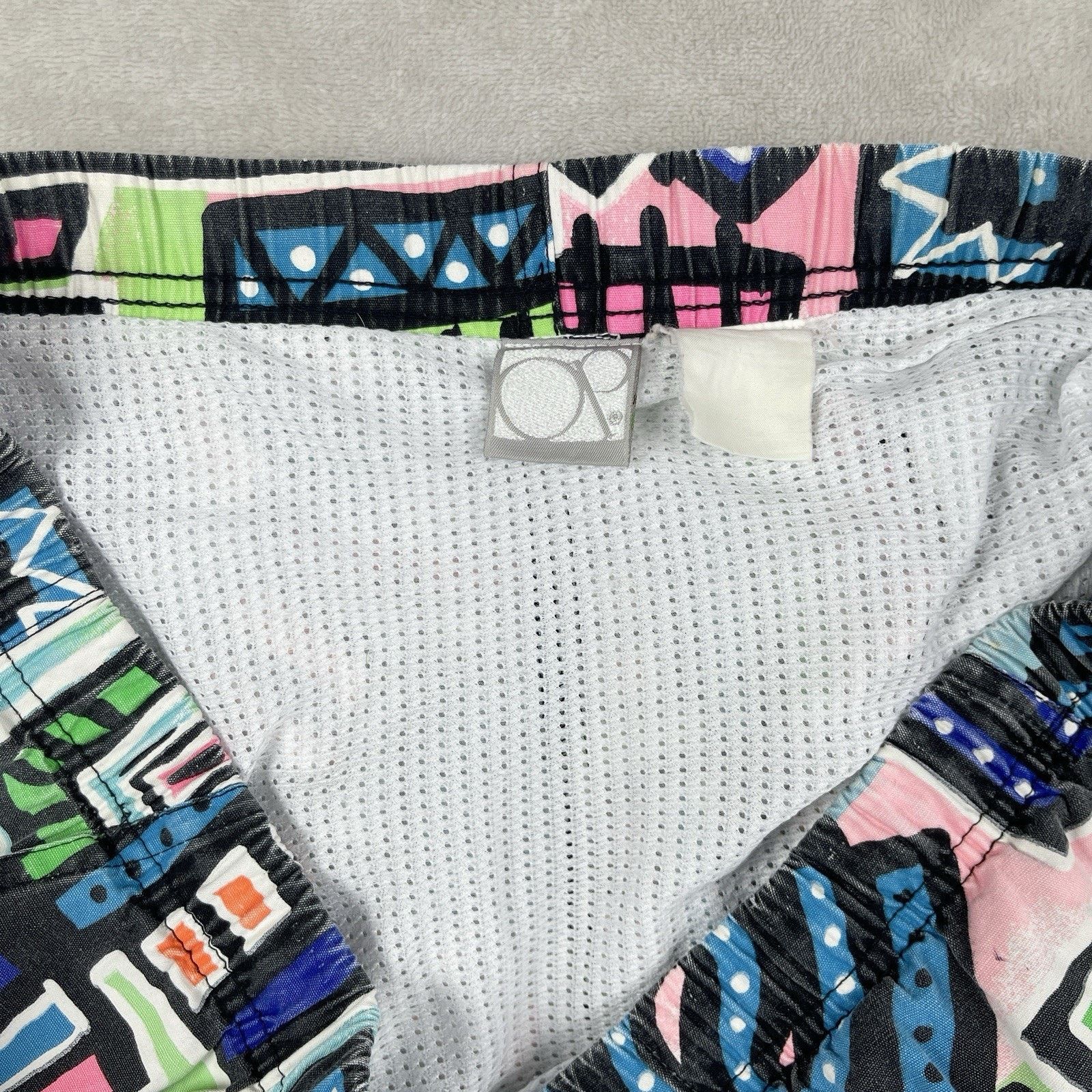 Ocean Pacific Vtg Ocean Pacific OP Swim Trunks Mens 36" 80s Memphis Print Size US 36 / EU 52 - 6 Thumbnail