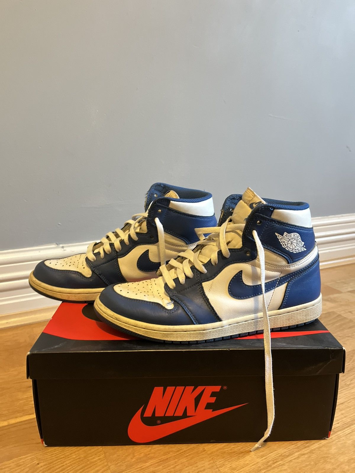 Jordan Brand × Nike Jordan 1 Storm Blue 2016 Retro Size US 8 / EU 41 - 5 Thumbnail