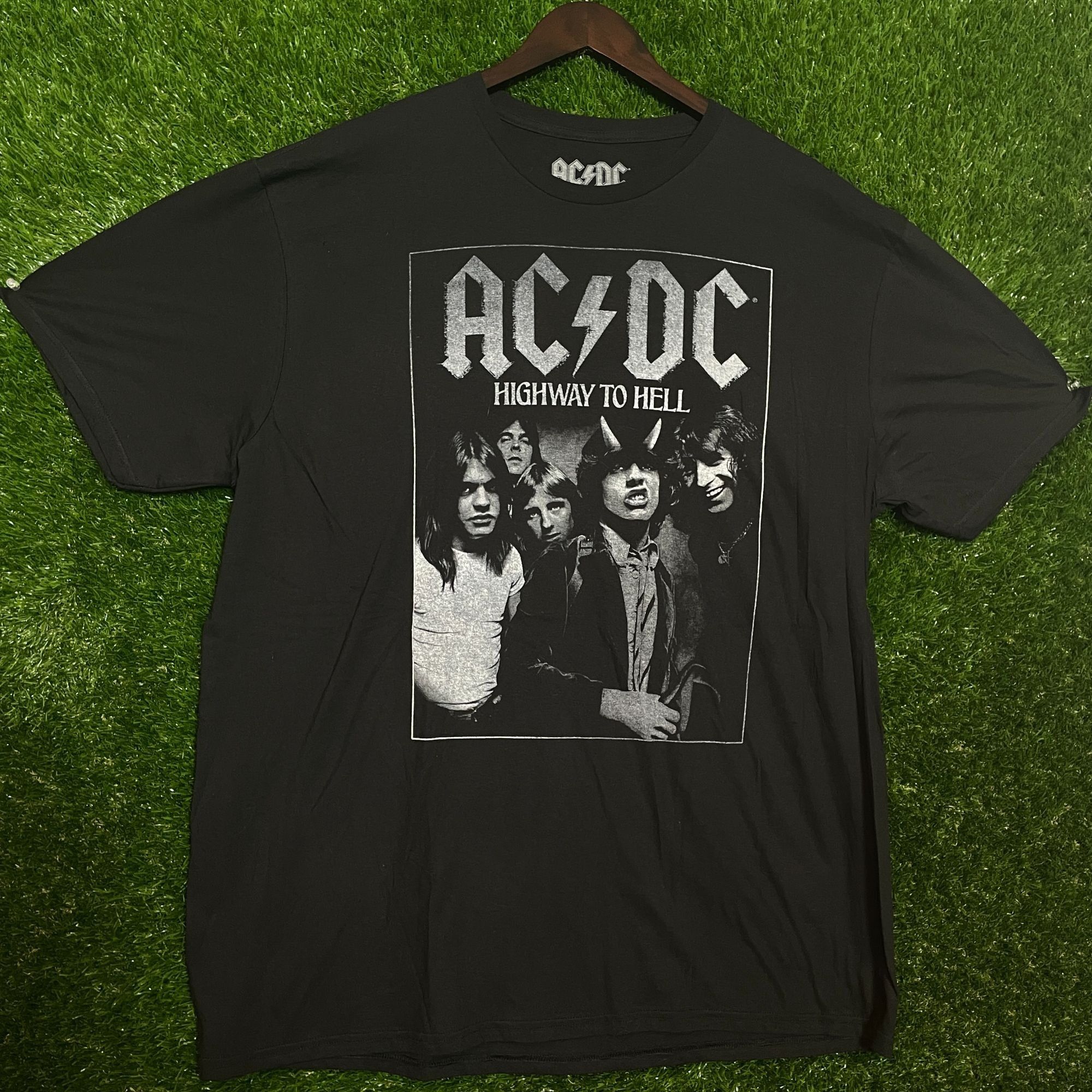 AC/DC AC/DC Highway to Hell Rock T-shirt, size 2XL Size US XXL / EU 58 / 5 - 1 Thumbnail