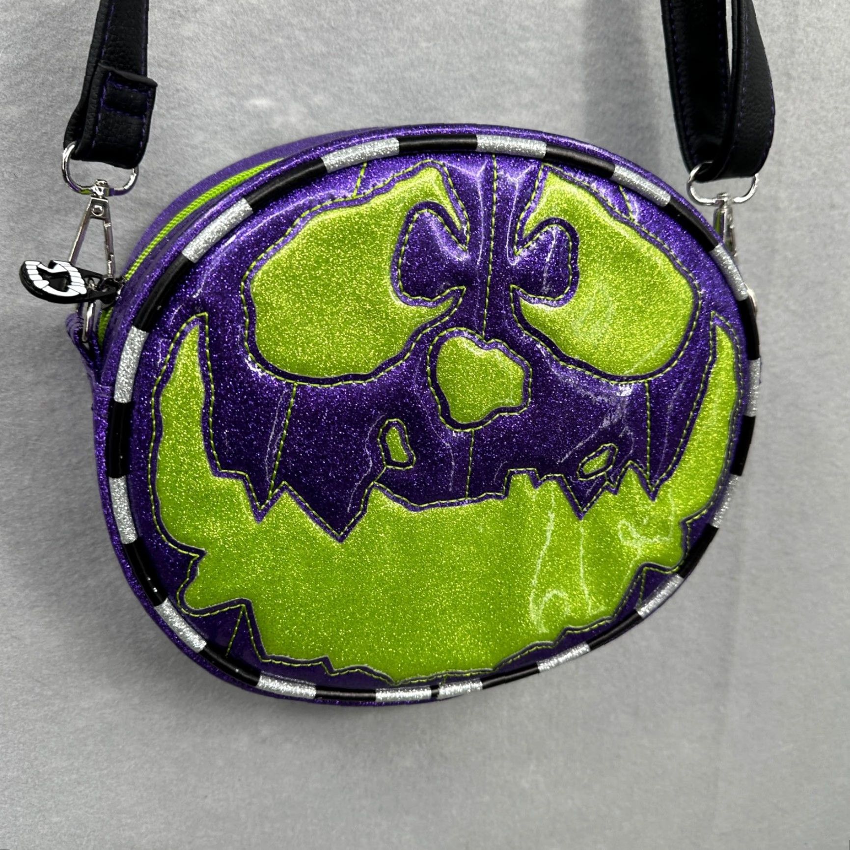 Vintage Love Pain and Stitches Pumpkin Cult X Purse Monster Posse Goth Rockabilly Bag Size ONE SIZE - 3 Thumbnail