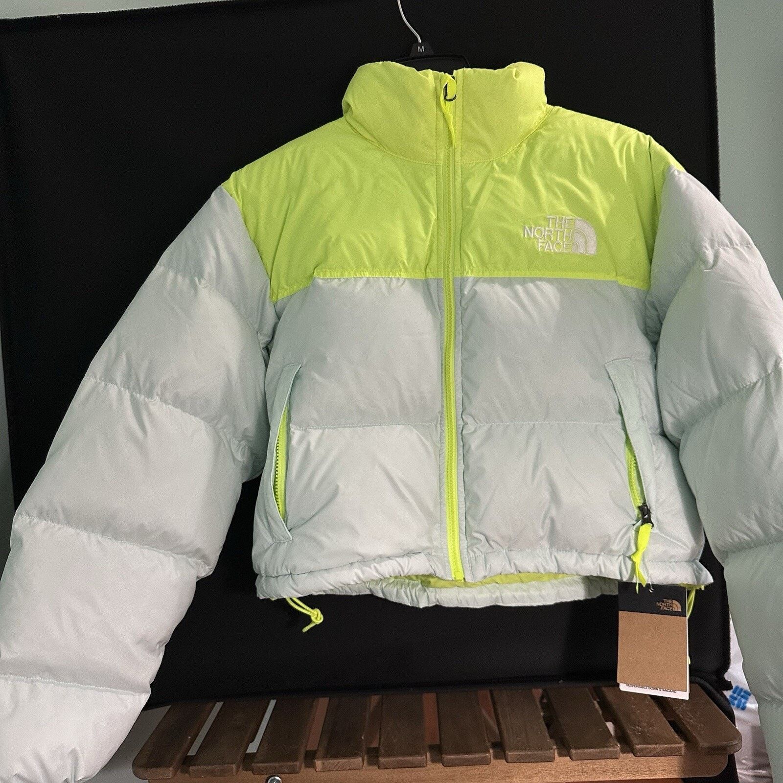The North Face NEW The North Face Nuptse Short Crop 700Down Jacket Coat Size L / US 10 / IT 46 - 2 Thumbnail