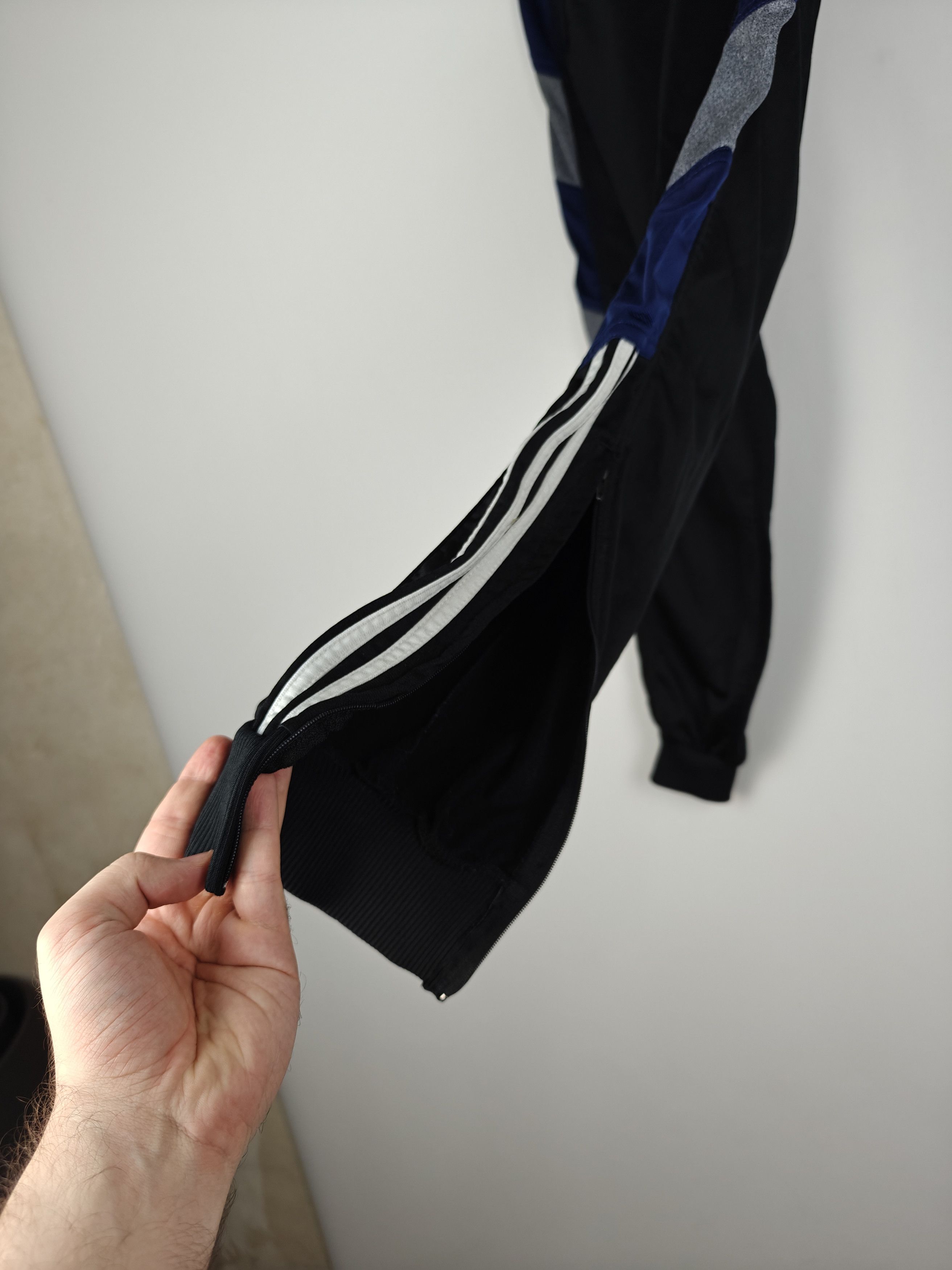 Adidas VTG Adidas Track Pants D4 Casual Trousers Black size S Size US 31 - 8 Thumbnail