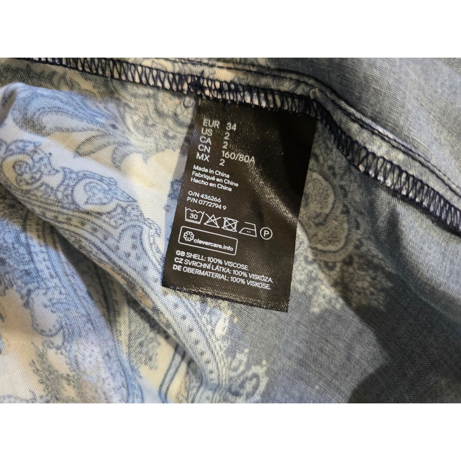H&M H&M Women’s Blue Short Sleeve Button-Down Midi Dress Size 2 Size XS / US 0-2 / IT 36-38 - 6 Thumbnail