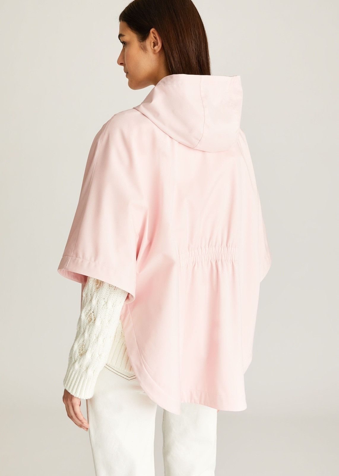 Loro Piana o1srvl11e0824 Size: OS / Haben Windmate Cape in Pink Size ONE SIZE - 3 Thumbnail