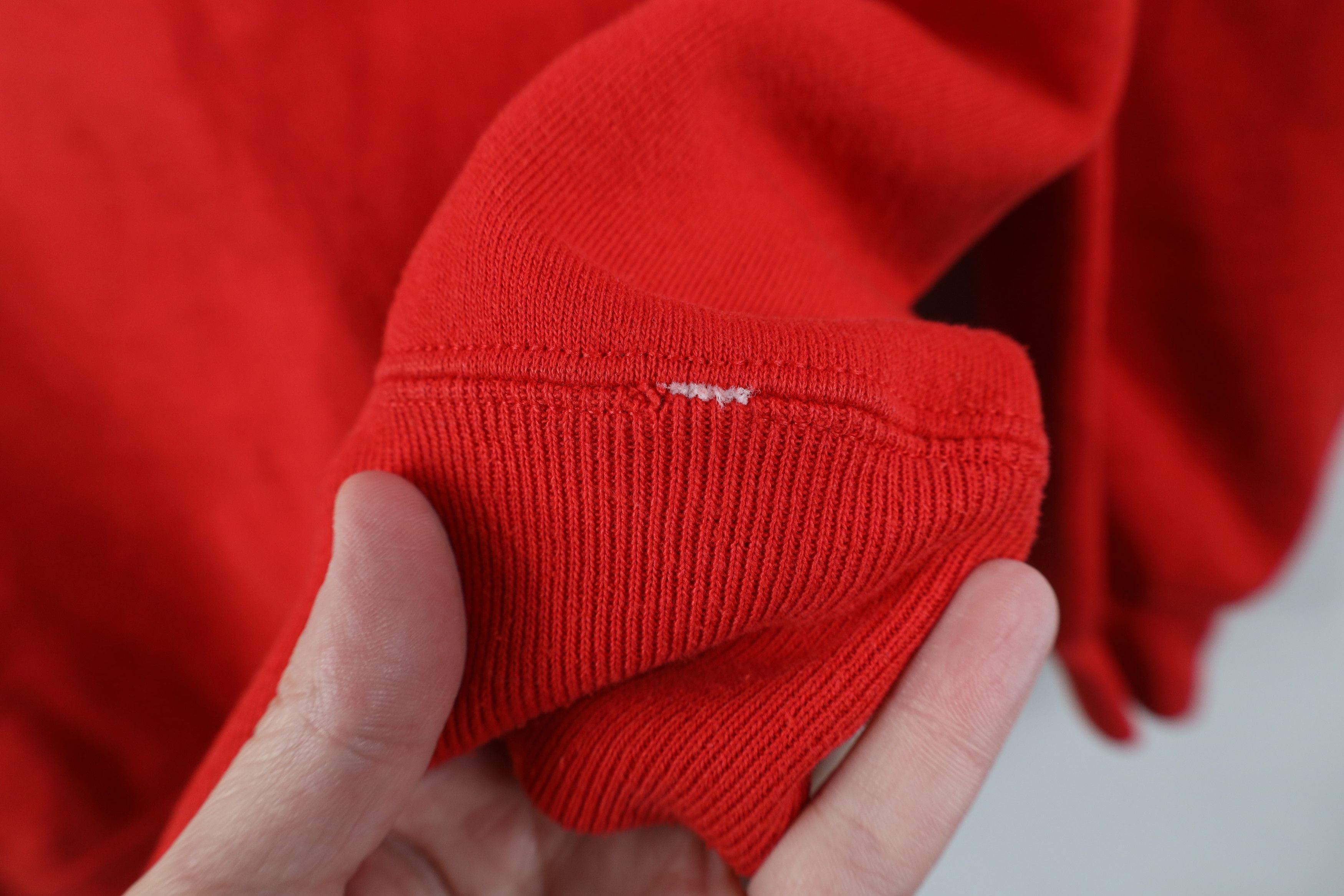 Russell Athletic Vintage 90s Russell Athletic Crewneck Sweatshirt Red USA Size US L / EU 52-54 / 3 - 4 Thumbnail