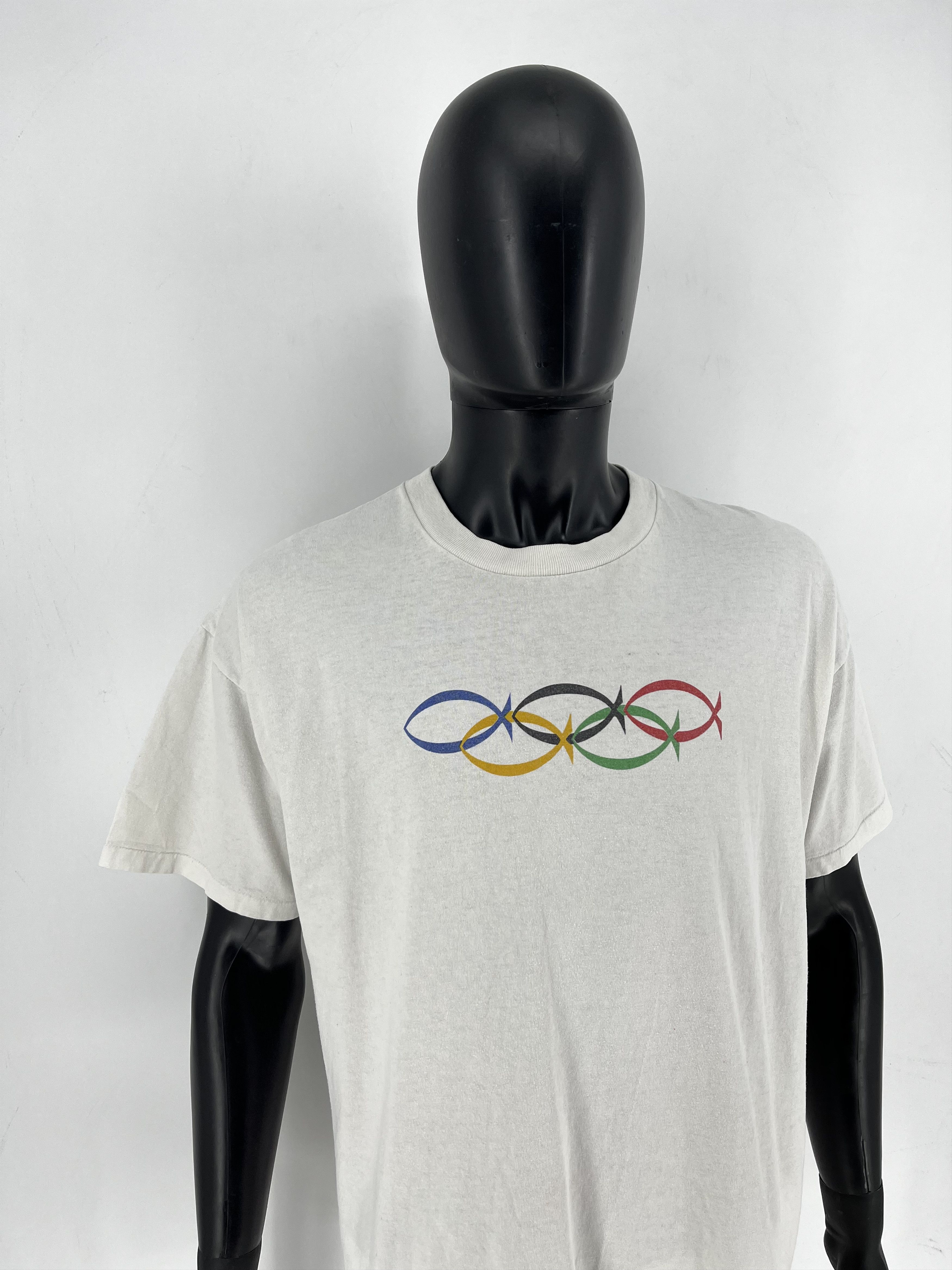 Vintage Vintage 1990s Olympics John 3:16 Jesus Tee Thrashed T-Shirt Size US L / EU 52-54 / 3 - 4 Thumbnail