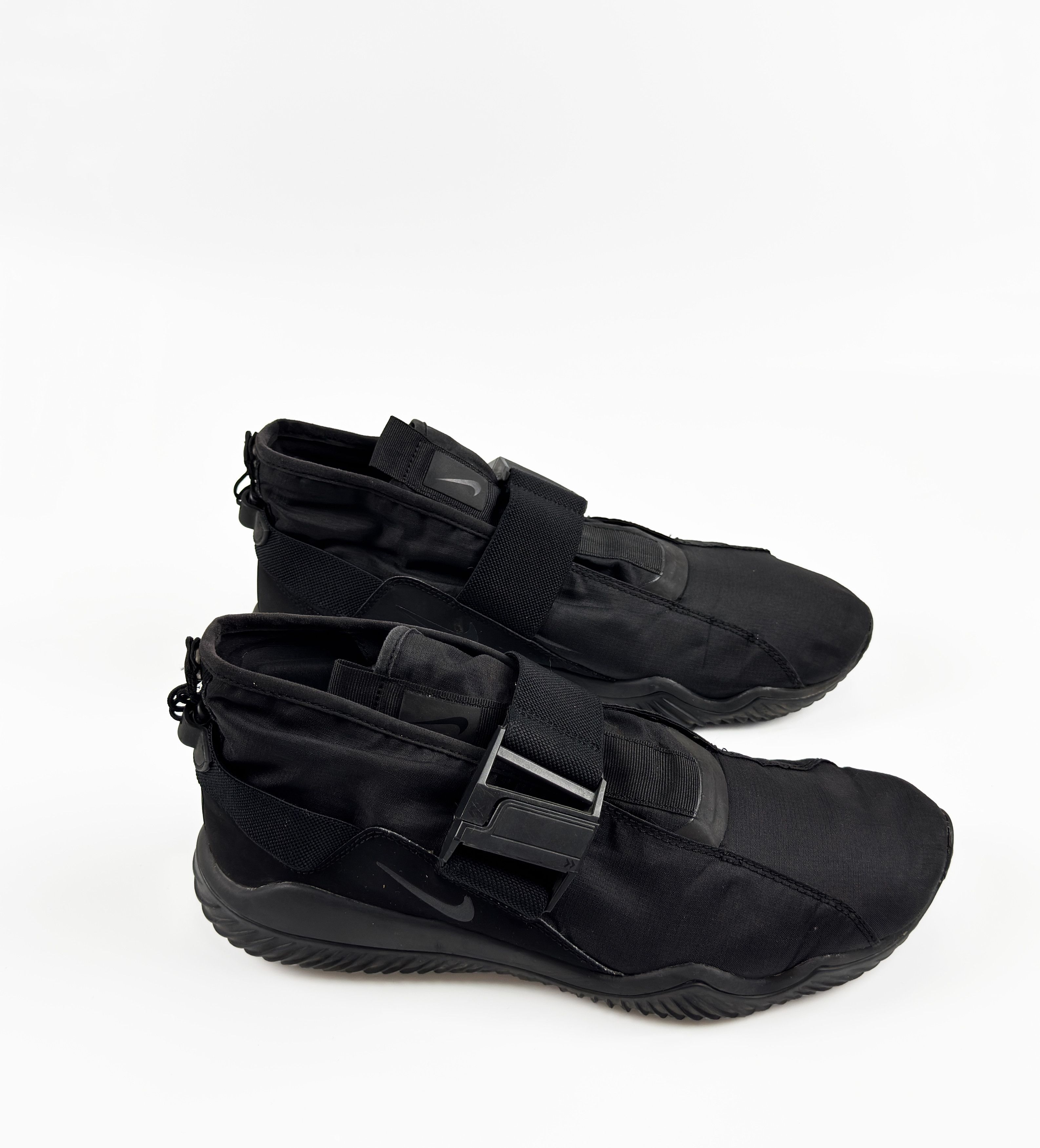 Nike NIKE Komyuter QS Triple Black Tech Wear Sneakers Size US 10.5 / EU 43-44 - 7 Thumbnail
