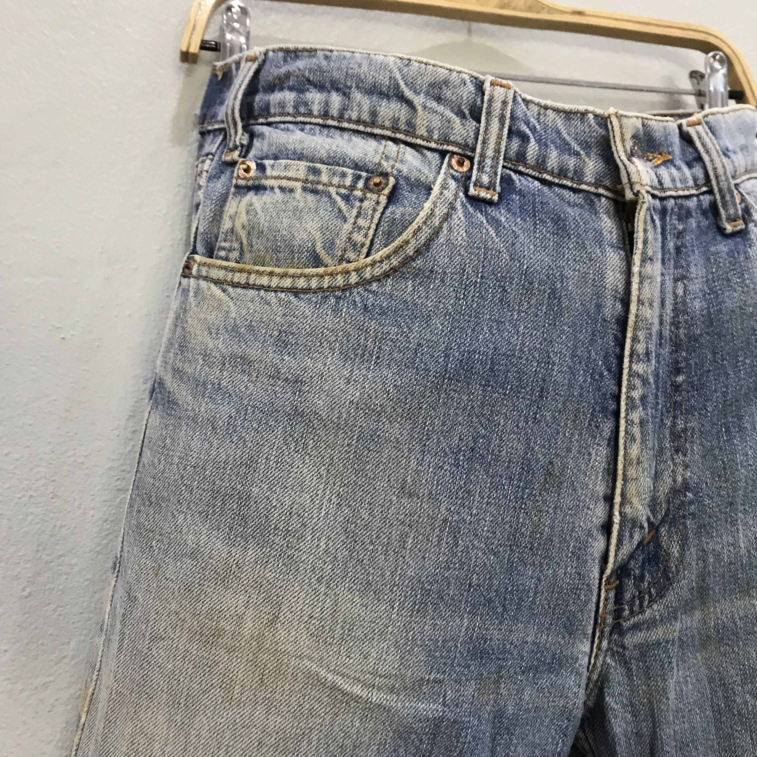 Levi's Vintage 90s Levi’s Jeans Light Wash Straight Leg Size US 30 / EU 46 - 6 Thumbnail