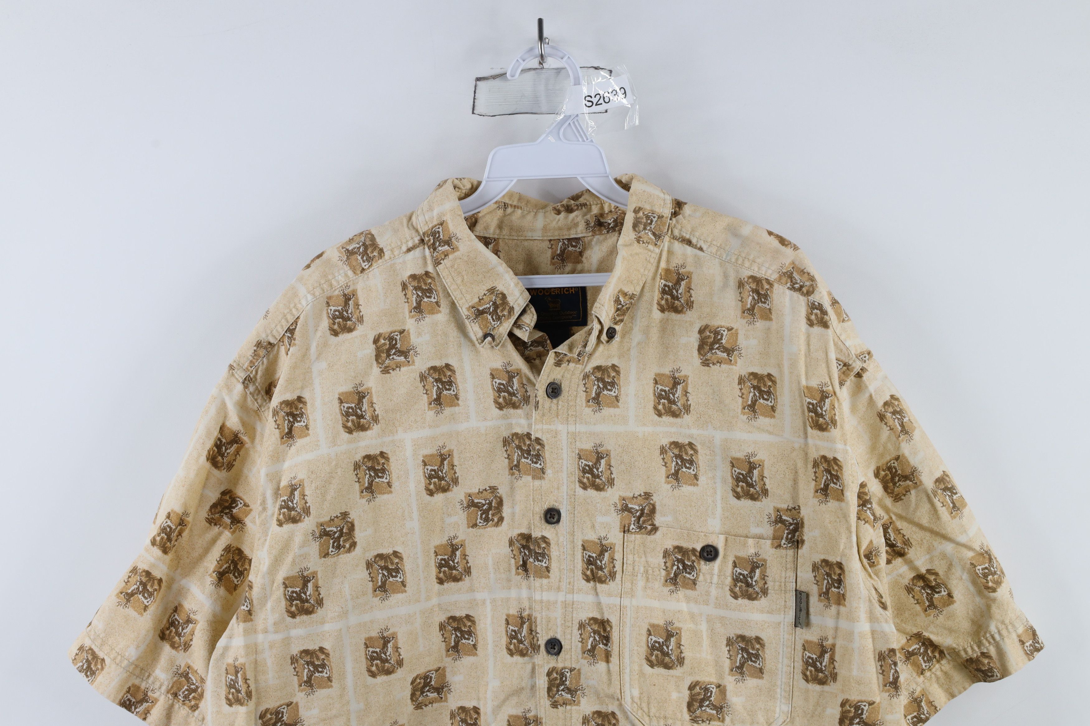 Vintage × Woolrich Woolen Mills Vintage 90s Woolrich Over Print Short Sleeve Button Shirt Size US XL / EU 56 / 4 - 2 Thumbnail