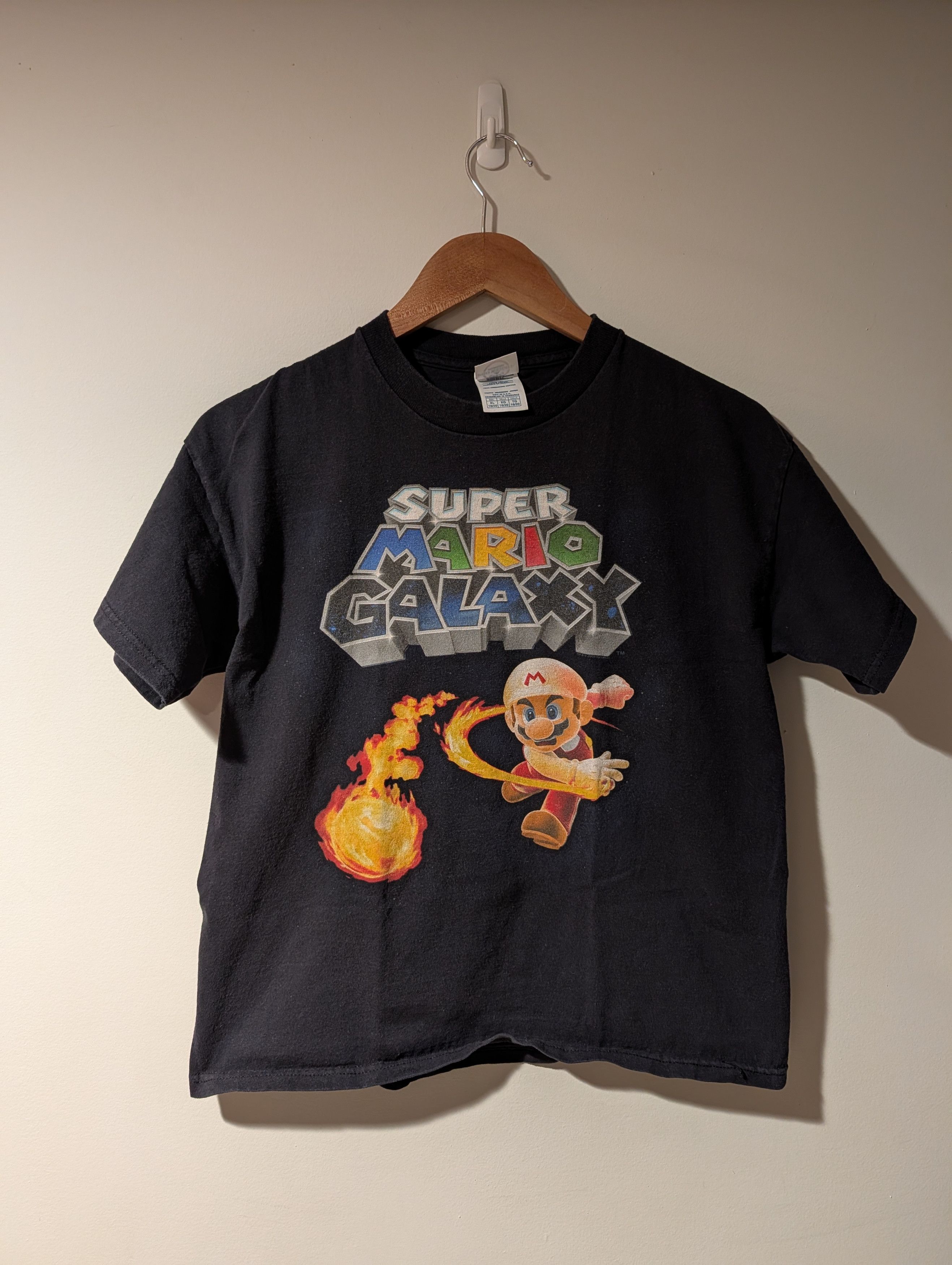 Nintendo Vintage Super Mario Galaxy Mario Kids X-Large T-Shirt Size US XL / EU 56 / 4 - 1 Thumbnail