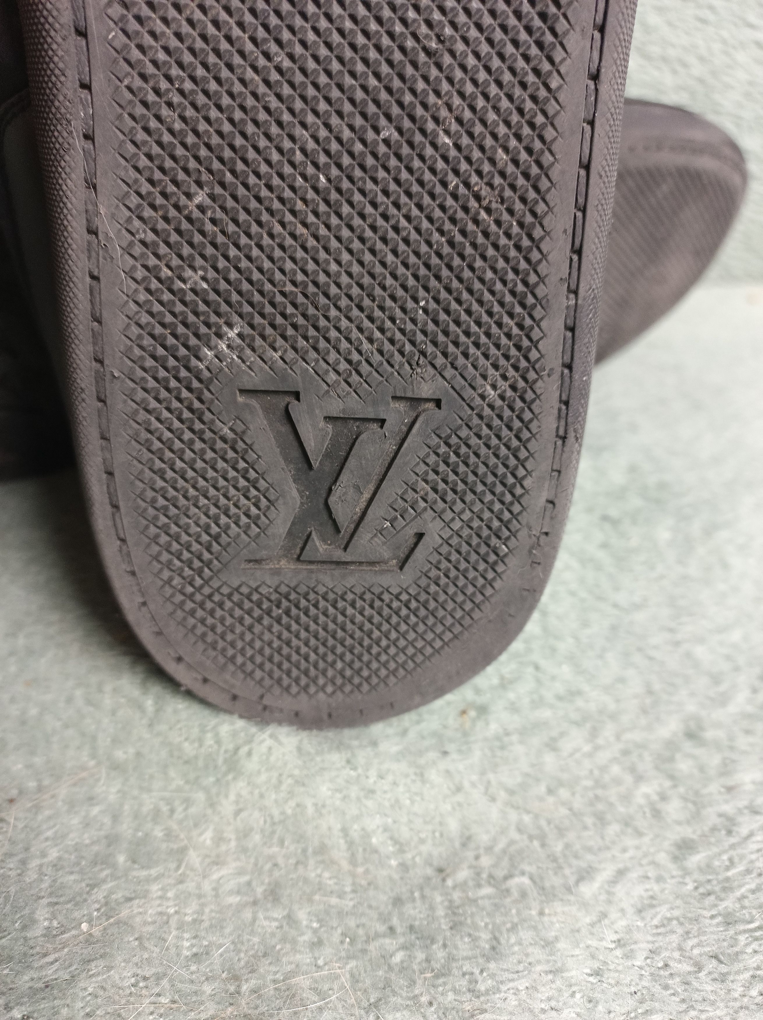 Louis Vuitton Louis Vuitton Black Mens Shoes Trainers Size UK 9 EU 43 Size US 10 / EU 43 - 15 Thumbnail