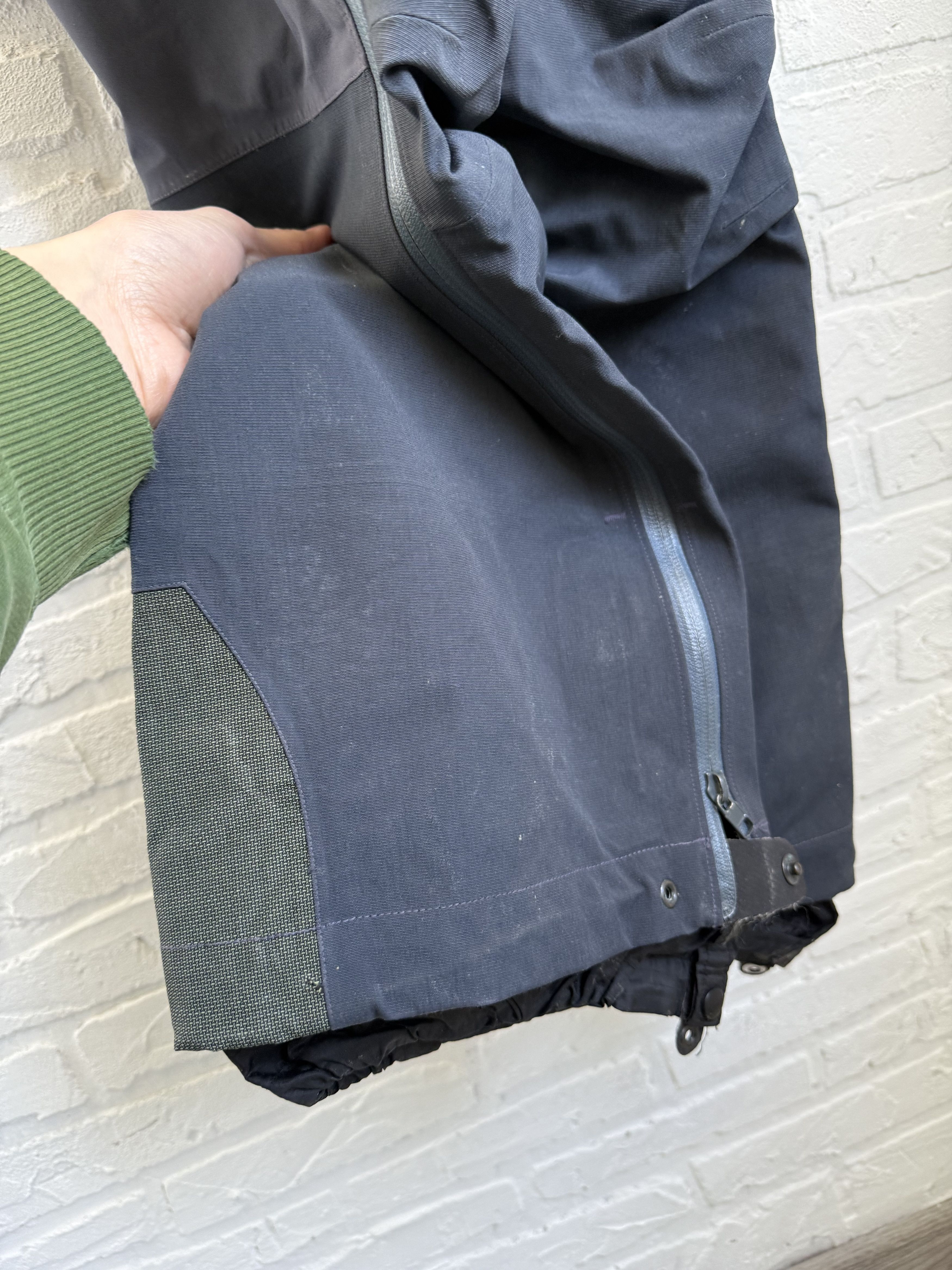 Arc'teryx Vintage Arc'teryx overall ski pants gore-tex Size US 30 / EU 46 - 11 Thumbnail