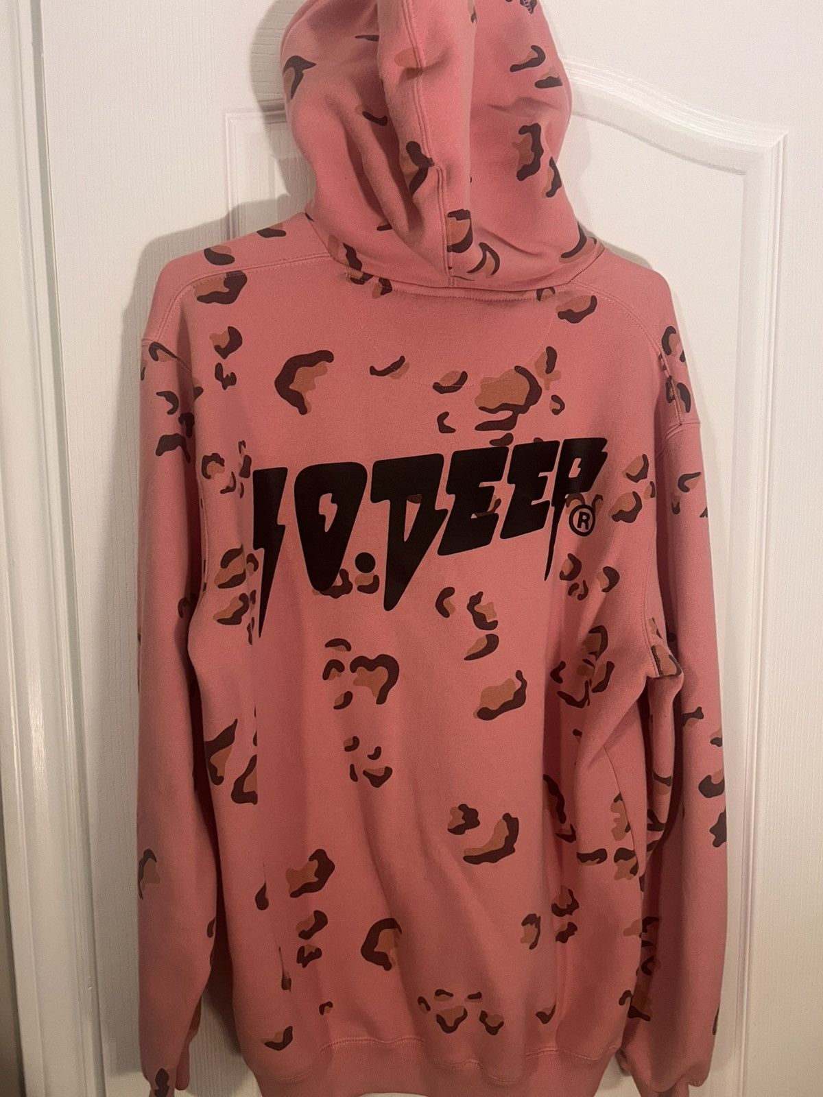 10 Deep 10 Deep Sound & Fury Men's Hoodie, Pink Chips Size US L / EU 52-54 / 3 - 2 Thumbnail