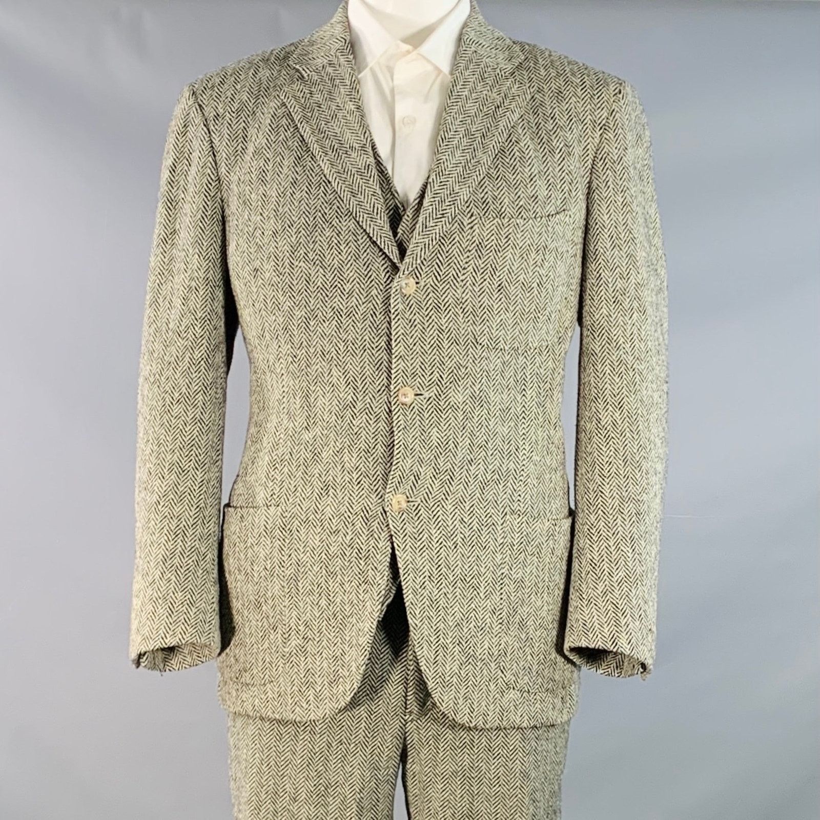 Size XL Regular White Black Chevron Wool 3 Piece Suit