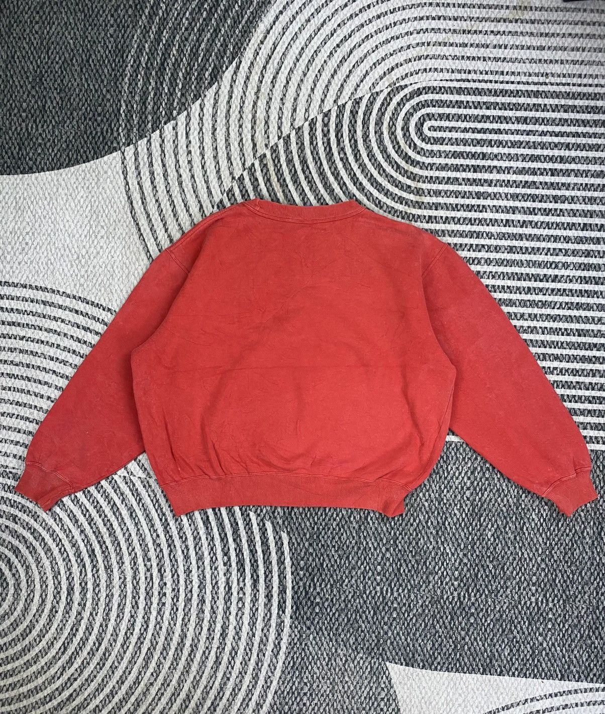 Champion Vintage Champion Red Small Logo Crewneck Sweatshirt Size US L / EU 52-54 / 3 - 2 Thumbnail