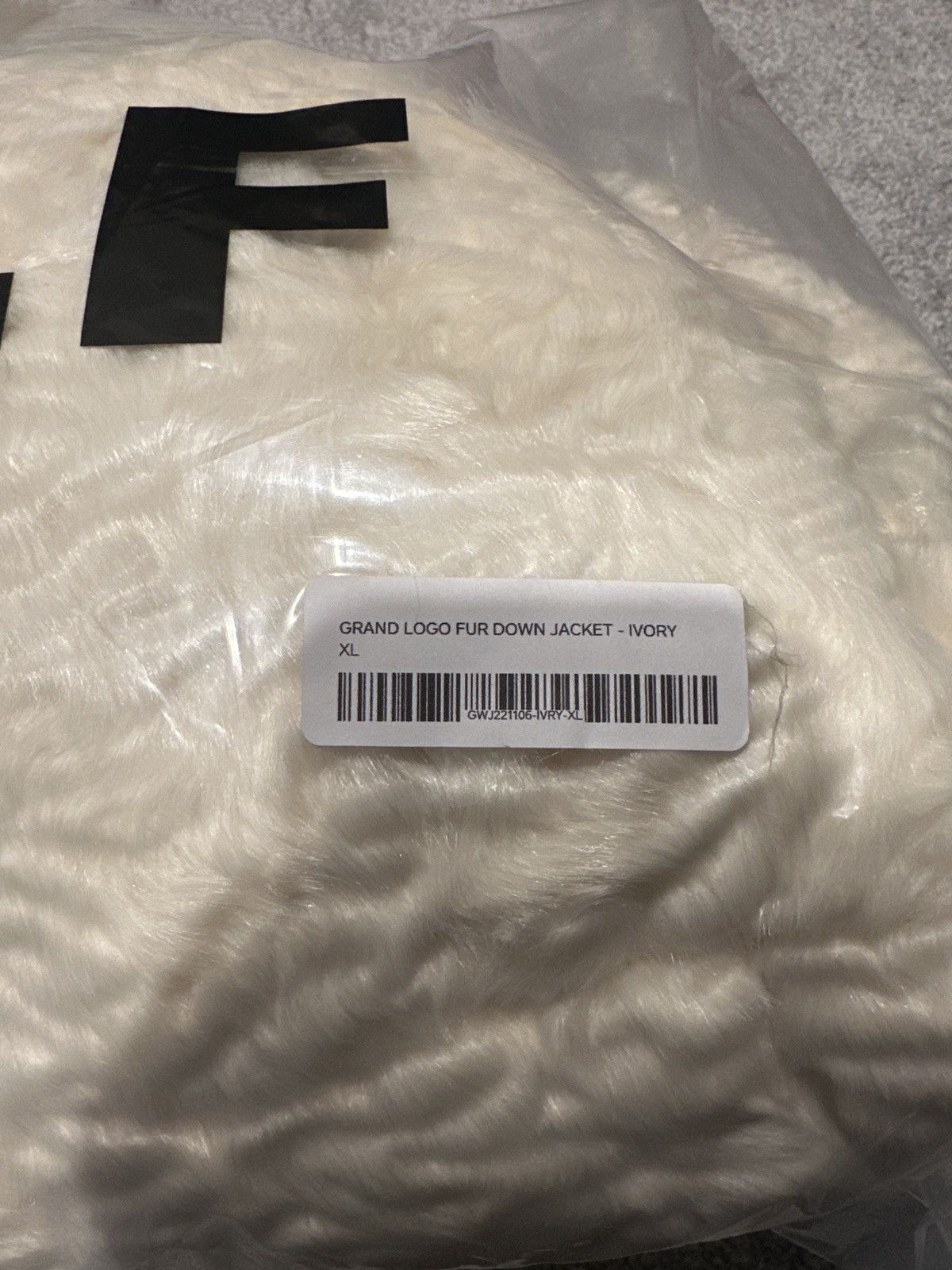 Golf Wang GOLF WANG GRAND LOGO FUR DOWN JACKET Size US XL / EU 56 / 4 - 5 Thumbnail