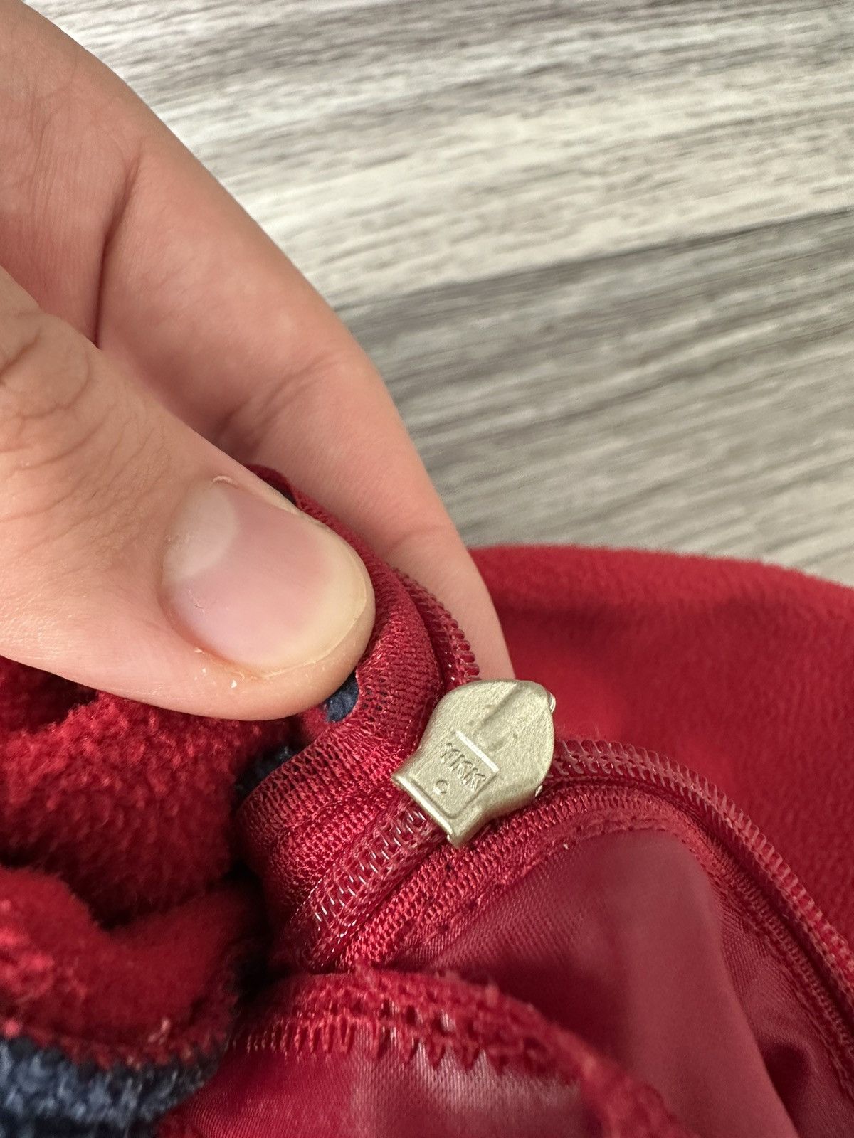 Nike 00’s Nike Vintage Therma Fit Barcelona Red fleece Sweatshirt Size US L / EU 52-54 / 3 - 14 Thumbnail