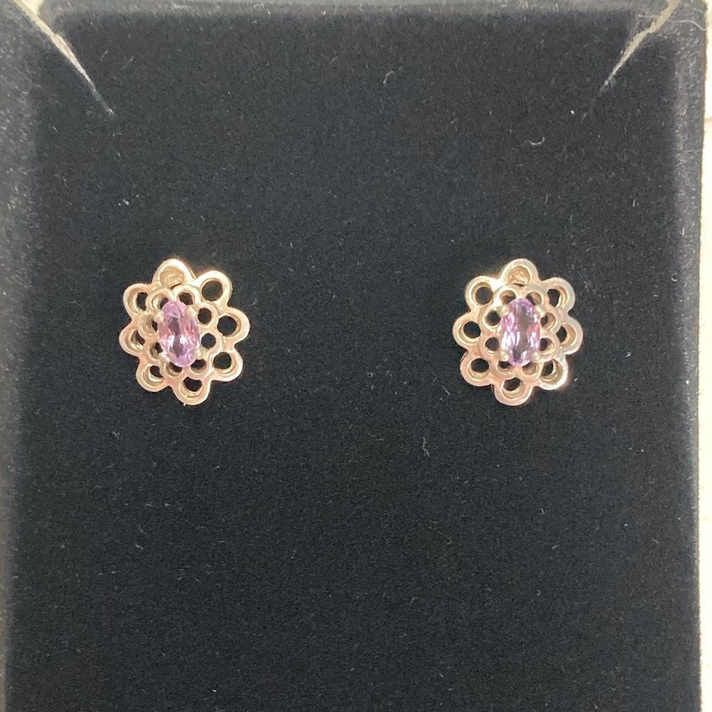 Vintage Amethyst Earrings Set in 925 Sterling Size ONE SIZE - 3 Thumbnail