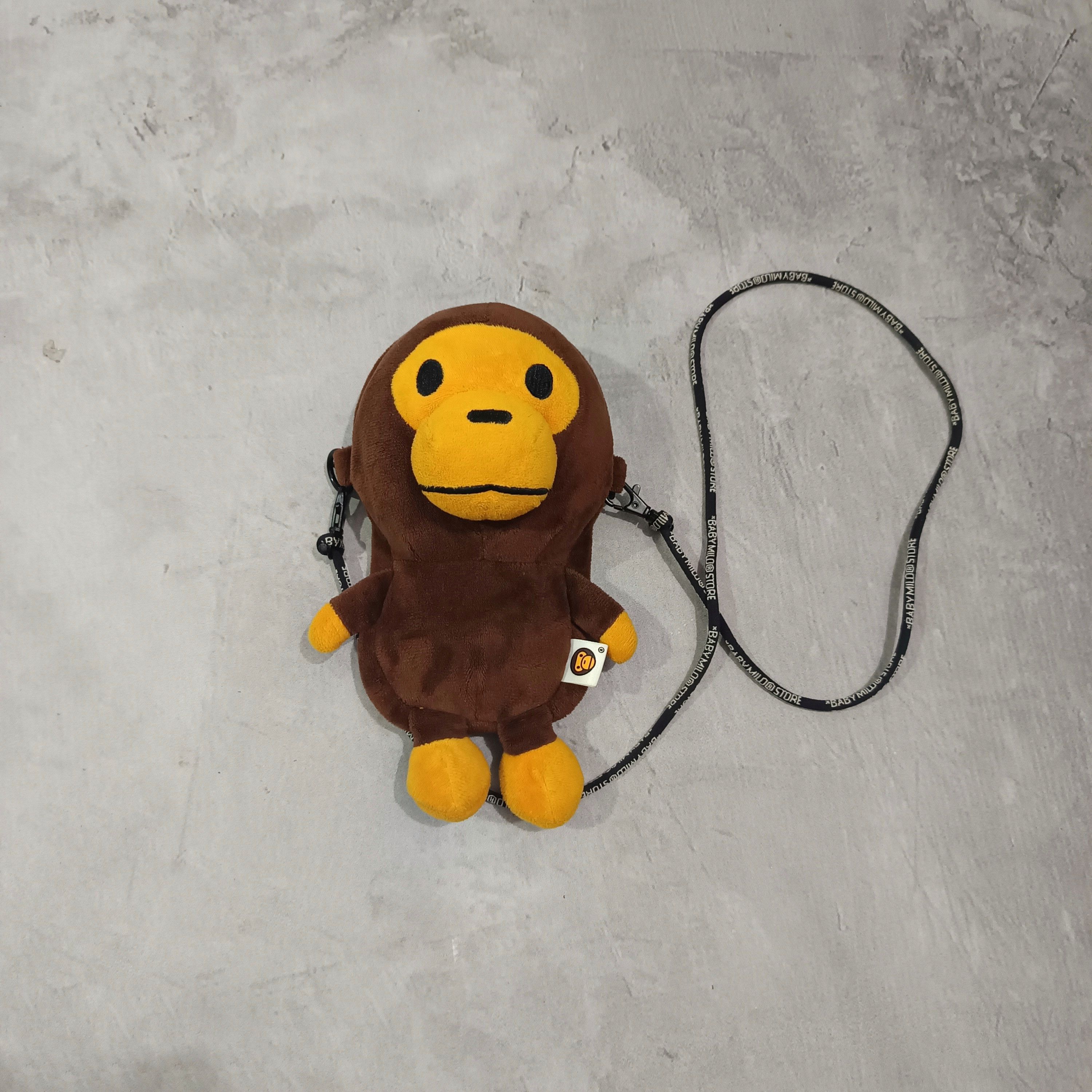 Bape Bathing Ape Baby Milo Handphone Sling Bag Size ONE SIZE - 1 Thumbnail