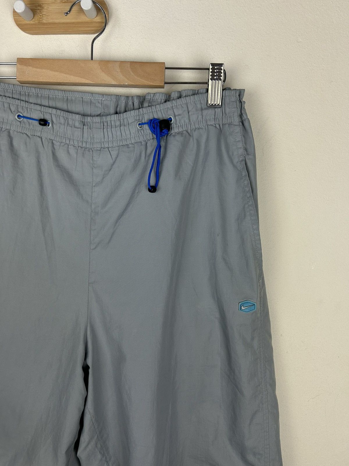 Nike × Vintage Vintage Nike Cargo Track Pants Y2K Size US 32 / EU 48 - 5 Thumbnail