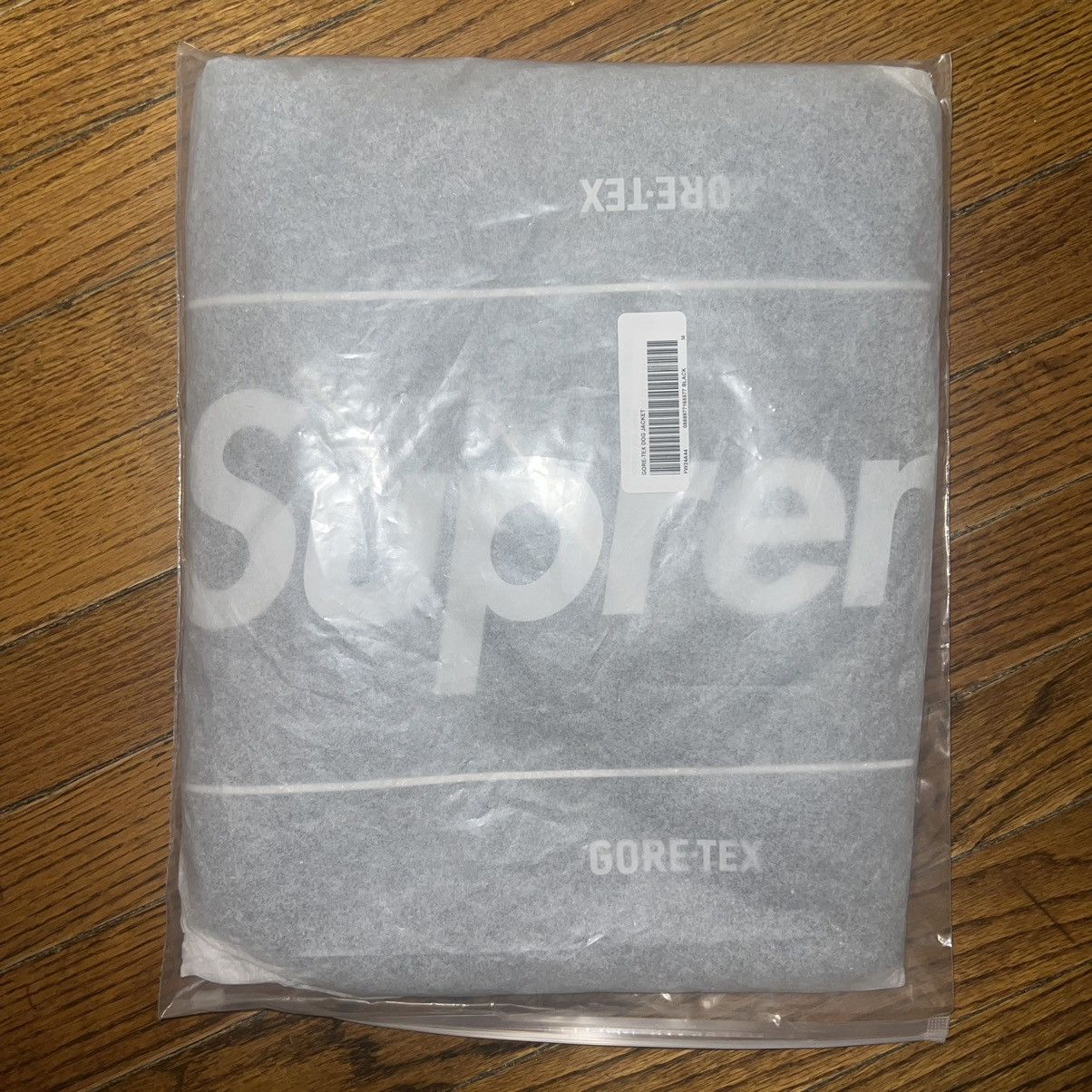 Supreme Supreme Gore-Tex dog Jacket Black Size: Medium Size US M / EU 48-50 / 2 - 5 Thumbnail