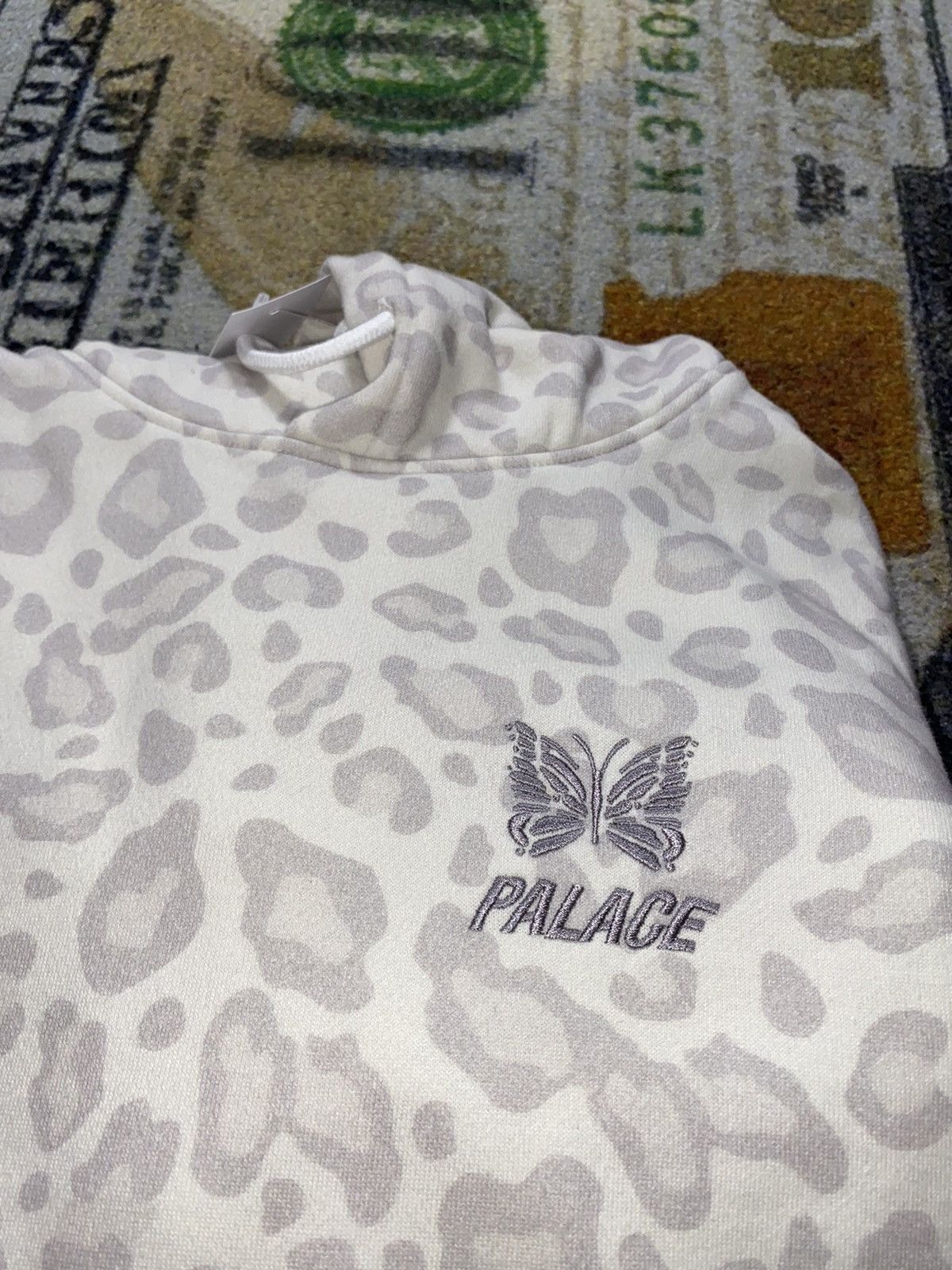 Japanese Brand × Needles × Palace Palace x Needles Butterfly Hoodie White Size US L / EU 52-54 / 3 - 3 Thumbnail