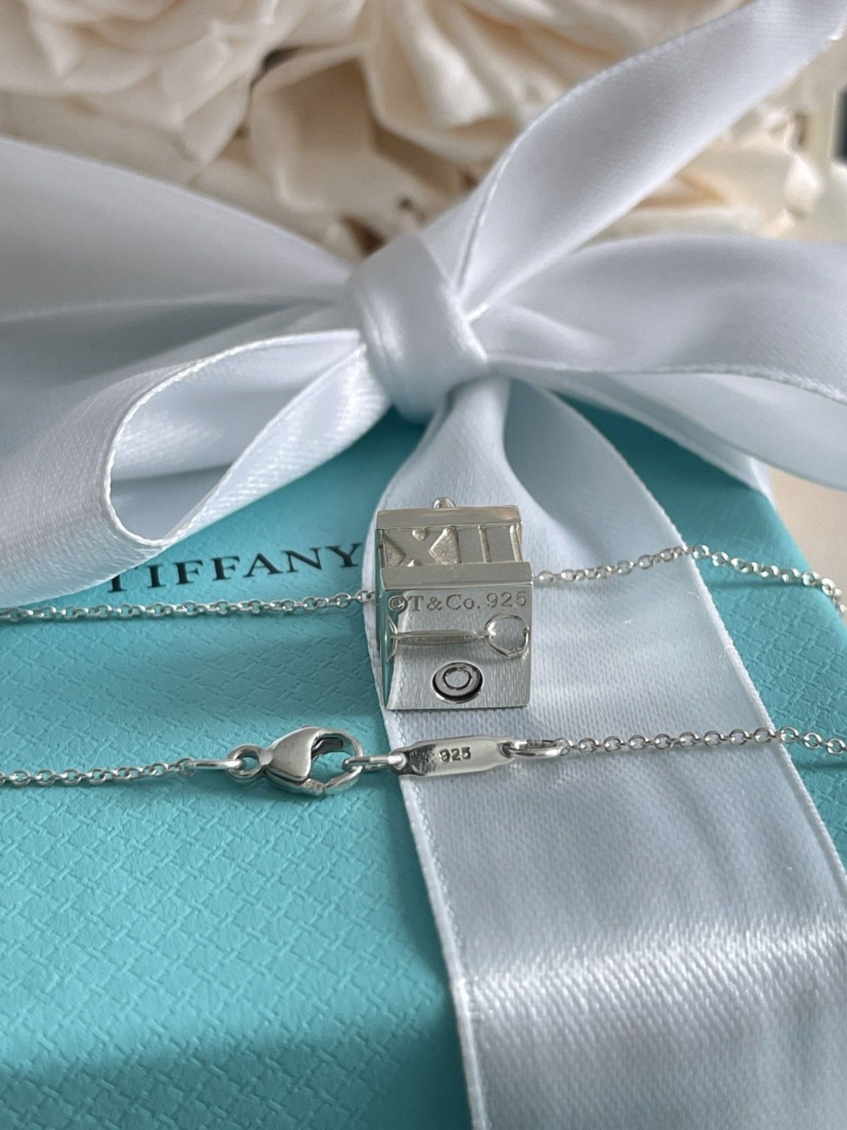 Tiffany & Co. Tiffany & Co. Atlas Cube Necklace Silver 16” NEW $500 Size ONE SIZE - 11 Thumbnail
