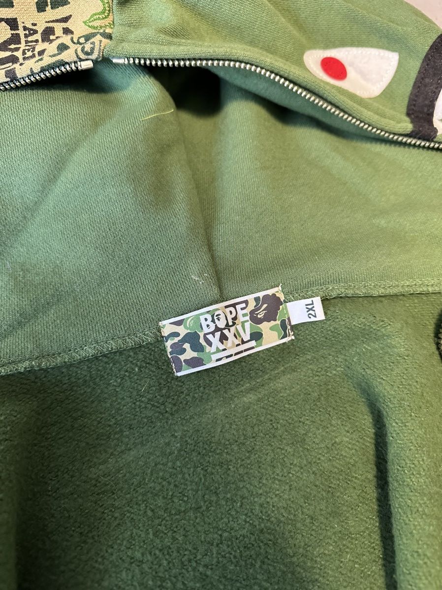 Bape Bape XXV Cities Camo Shark Full Zip Hoodie Size US XXL / EU 58 / 5 - 7 Thumbnail