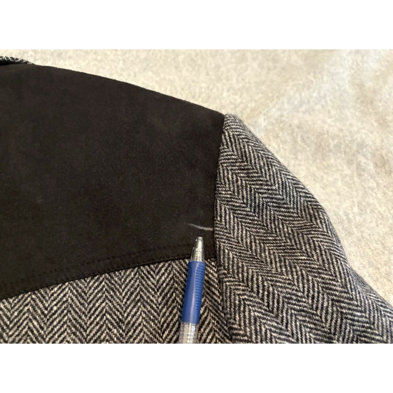 Pendleton Pendleton Wool Tweed Jacket Sport Coat Gray Black 44 Mens Western 2 Button Elbow Patch Blazer Size 44 Wool Blazer Size 44R - 8 Thumbnail