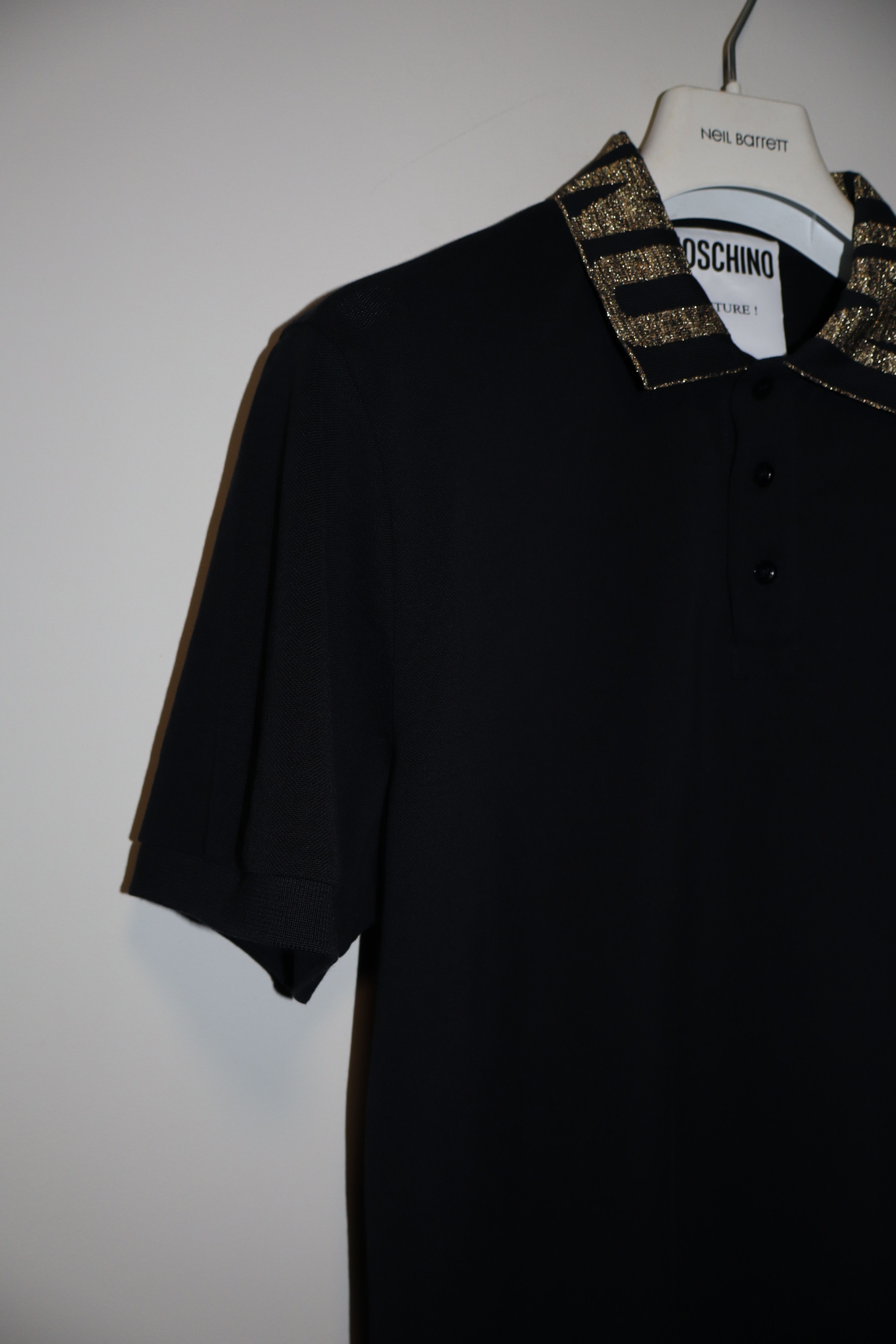 Moschino Golden logo collar Polo shirt Size US M / EU 48-50 / 2 - 5 Thumbnail