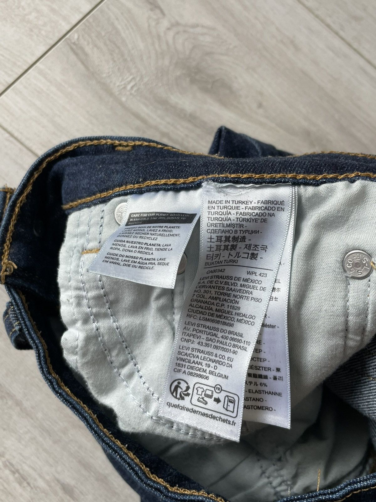 Levi's Vintage 00’s Levi’s 725 Bootcut Denim Blue Jeans Size 24" / US 00 / IT 34 - 11 Thumbnail