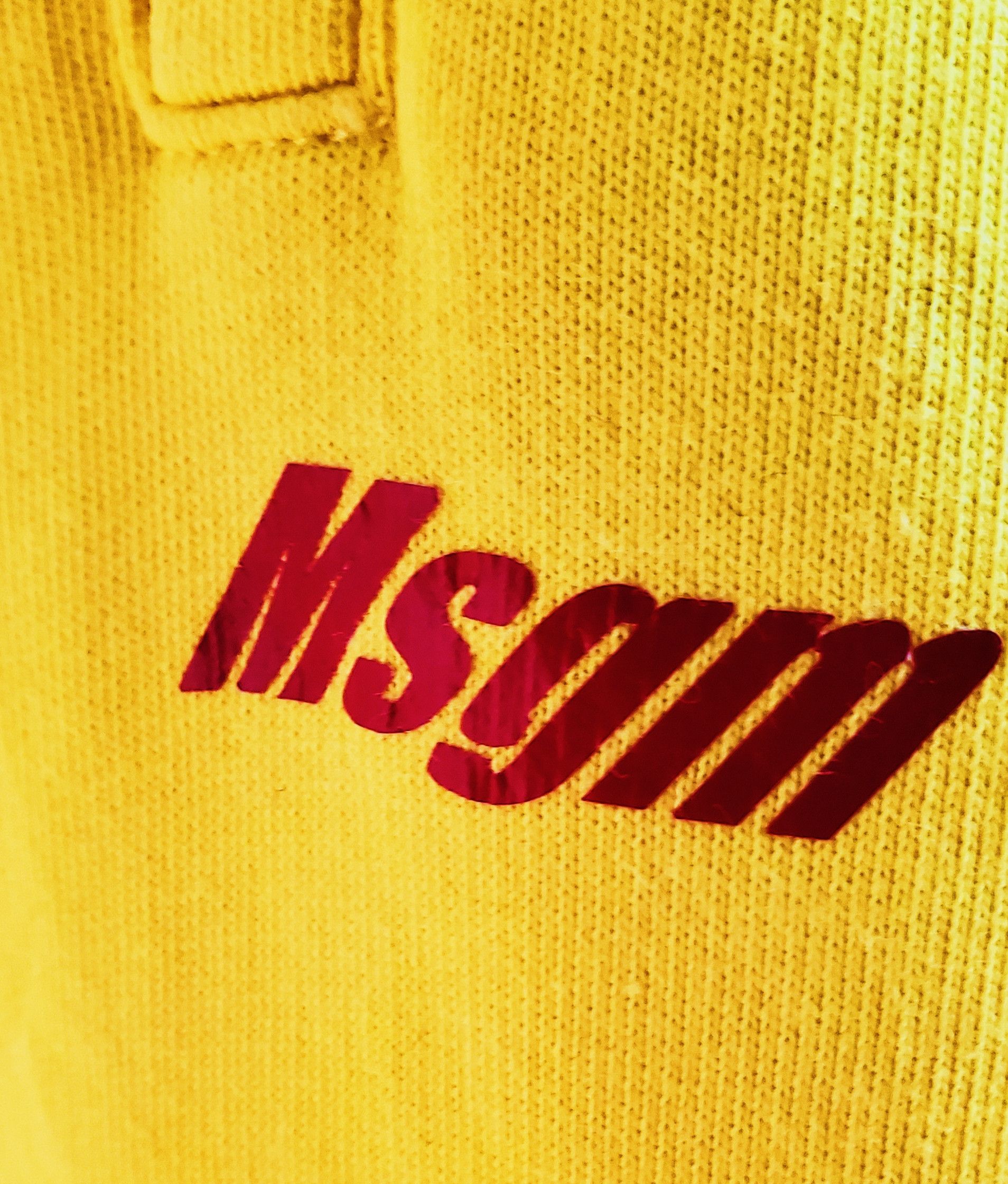 MSGM 85% OFF! MSGM Heavyweight Bermuda Shorts Yellow Size US 26 / EU 42 - 7 Thumbnail