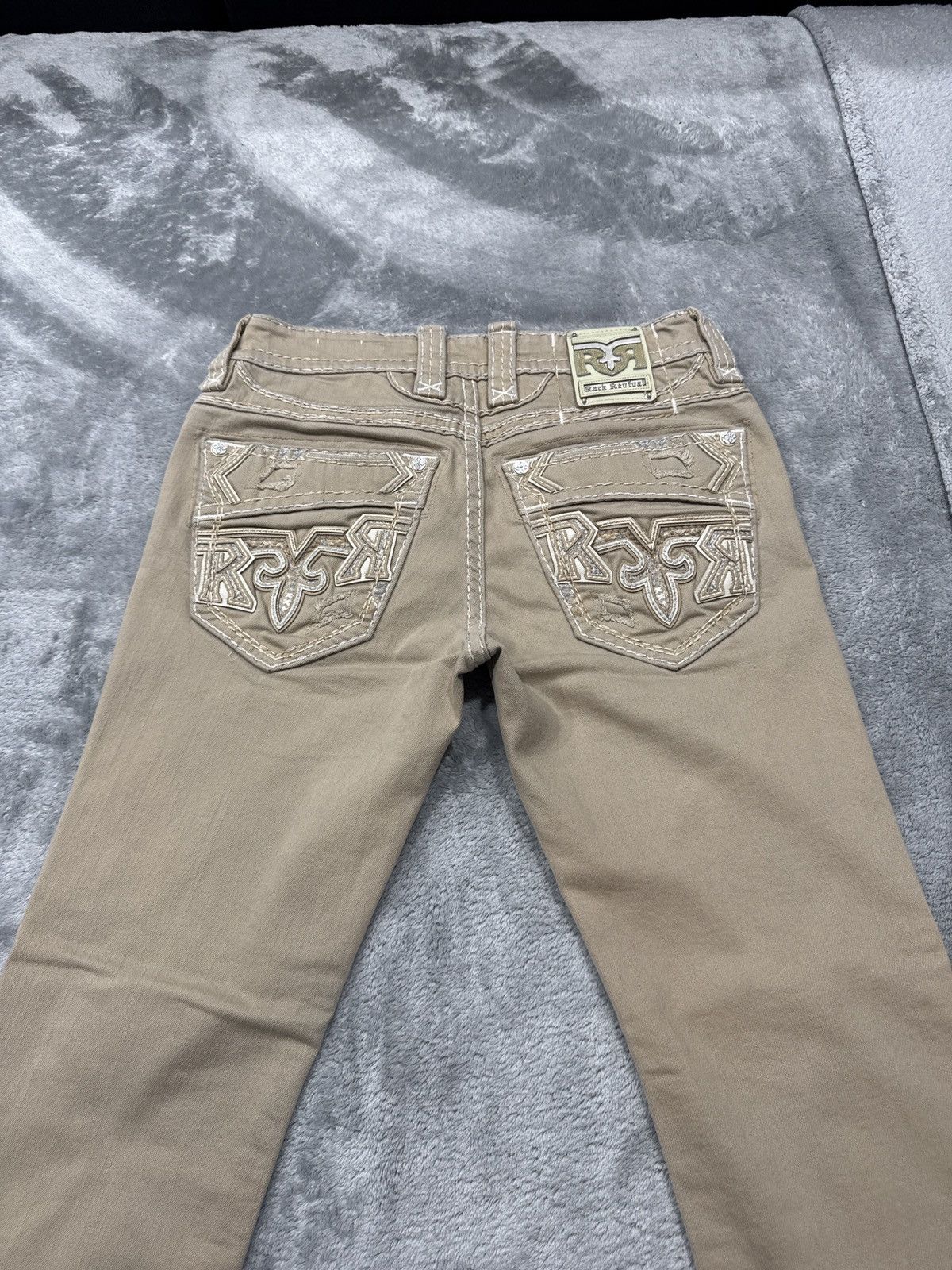 Rock Revival 31/32 rock revival jeans Beige Whiteish color way Size US 31 - 4 Thumbnail