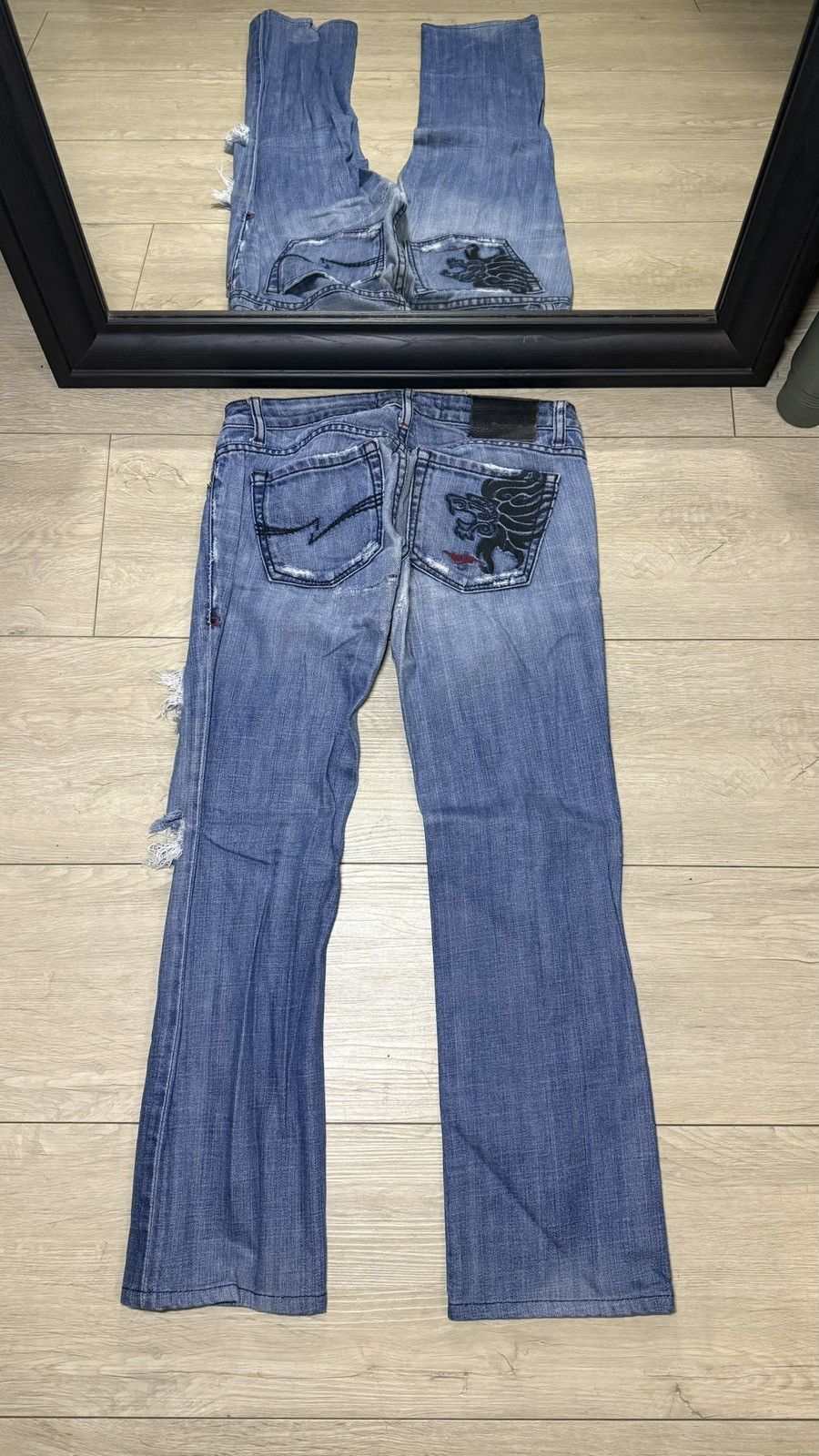 Ed Hardy Y2K 2000s Aztec Embroidered Flared Women’s Denim Jeans Size 26" / US 2 / IT 38 - 1 Thumbnail
