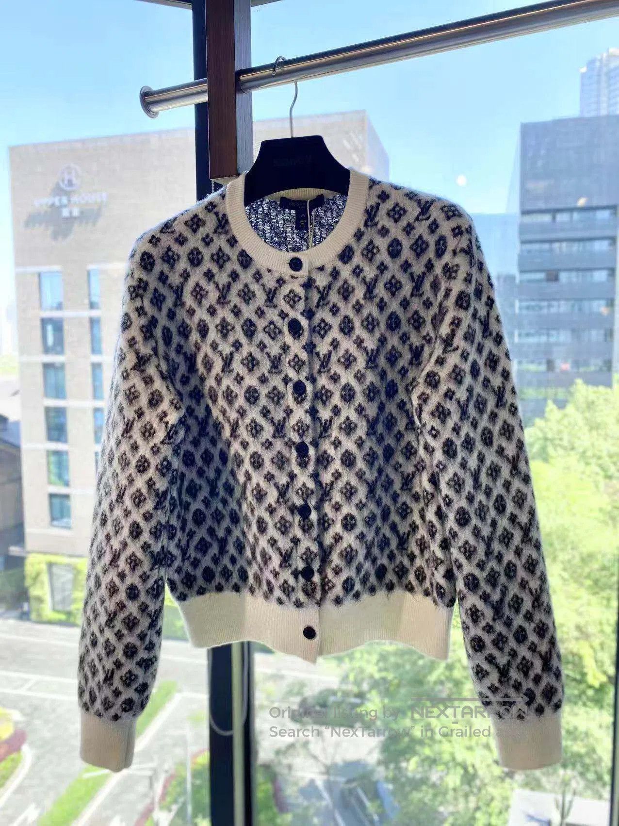 Louis Vuitton Louis Vuitton Black and white presbyopia cardigan with flo Size M / US 6-8 / IT 42-44 - 2 Thumbnail