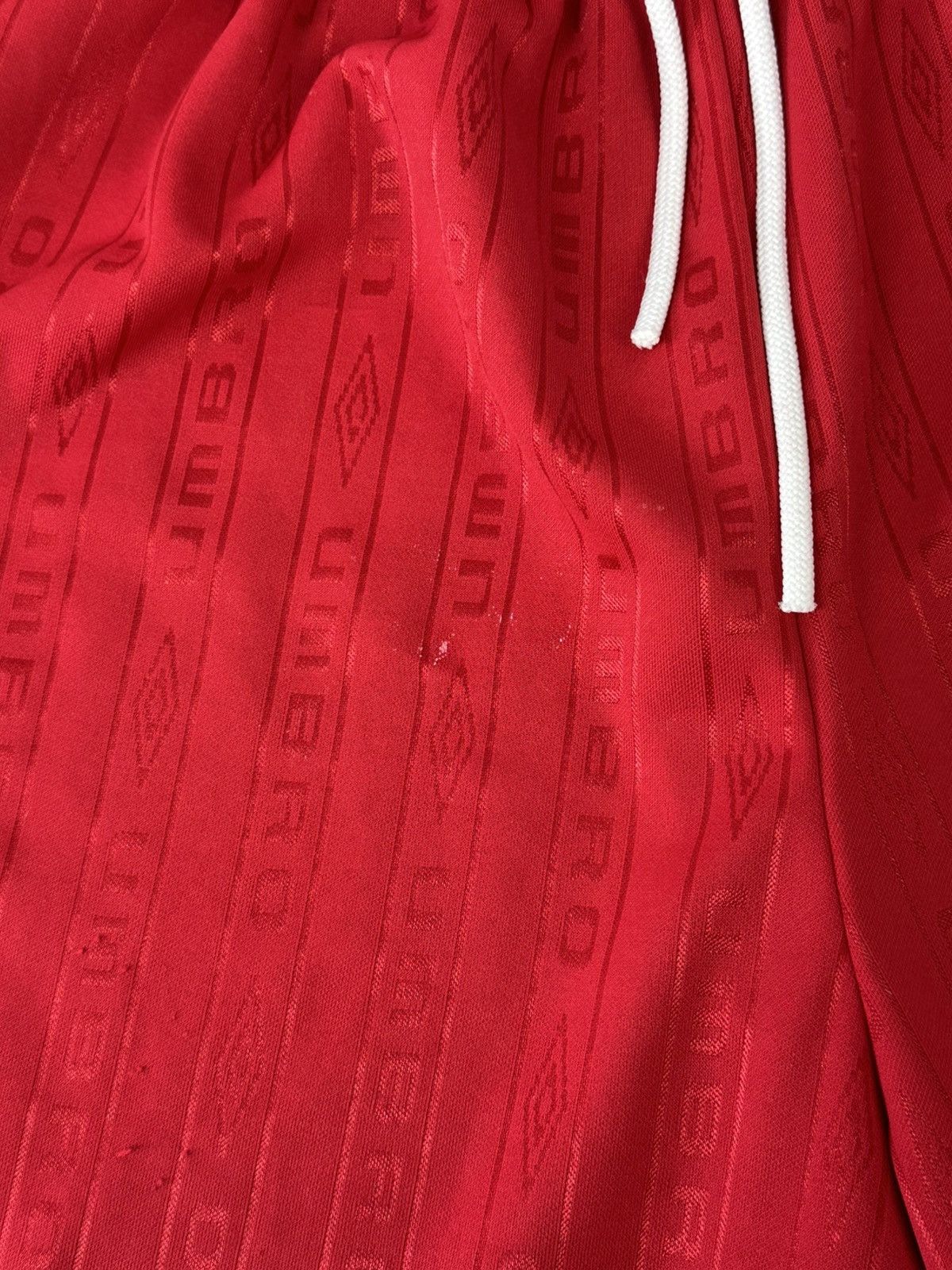 Umbro Vintage Umbro Monogram Red Soccer Jersey Shorts Size US 34 / EU 50 - 4 Thumbnail