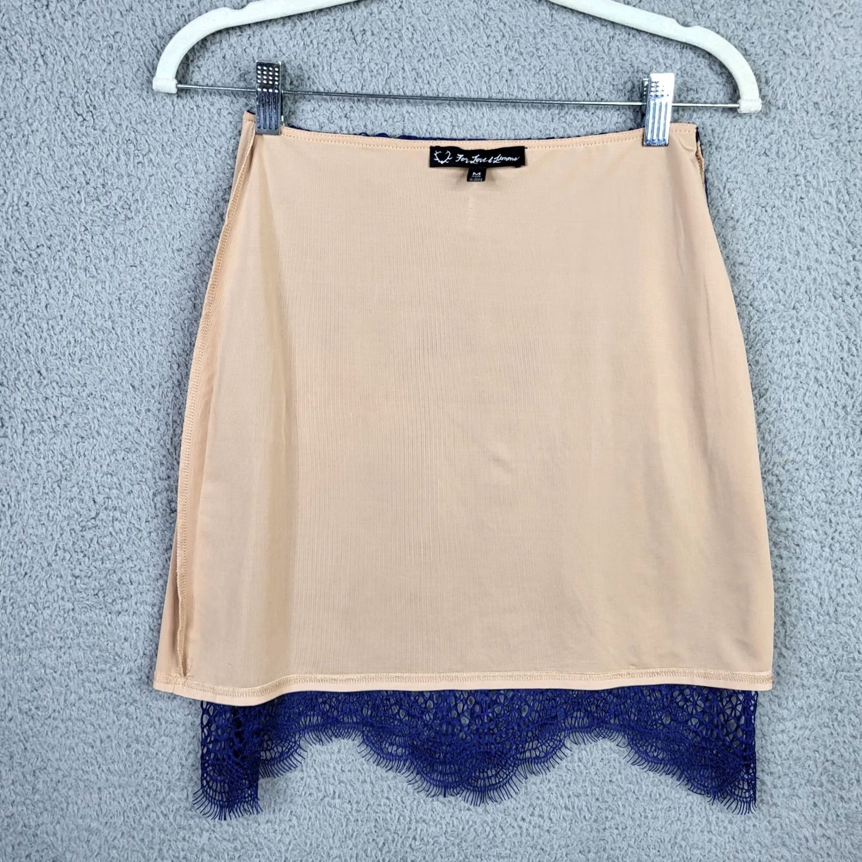 For Love & Lemons For love & lemon Women’s Mini Skirt M Blue Floral Crochet Lined Short Fashion Casual Party/Cocktail Womens Size 32" / US 10 / IT 46 - 5 Thumbnail